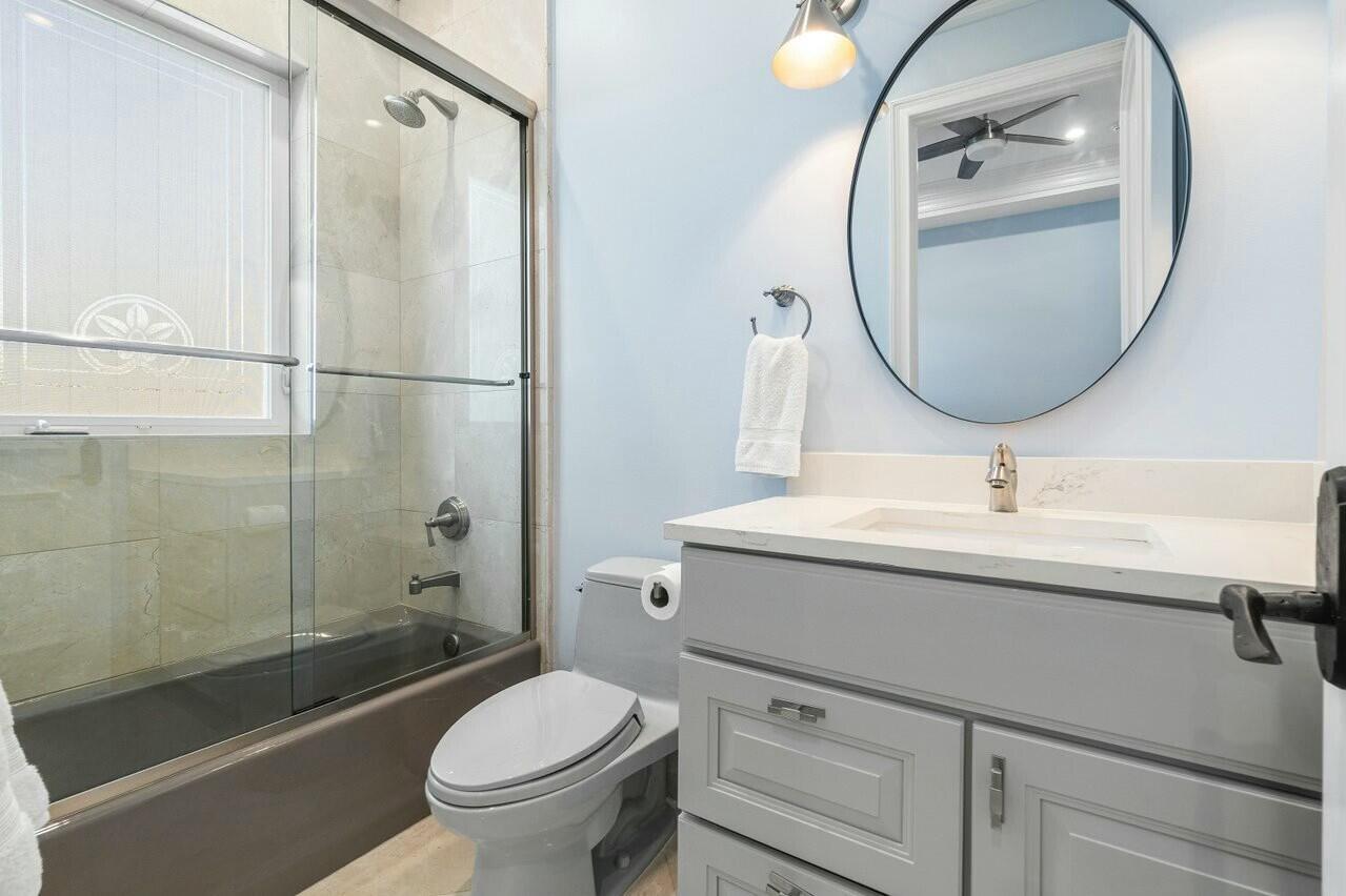 1087 Bel Lido Dr Highland Beach, FL 33487