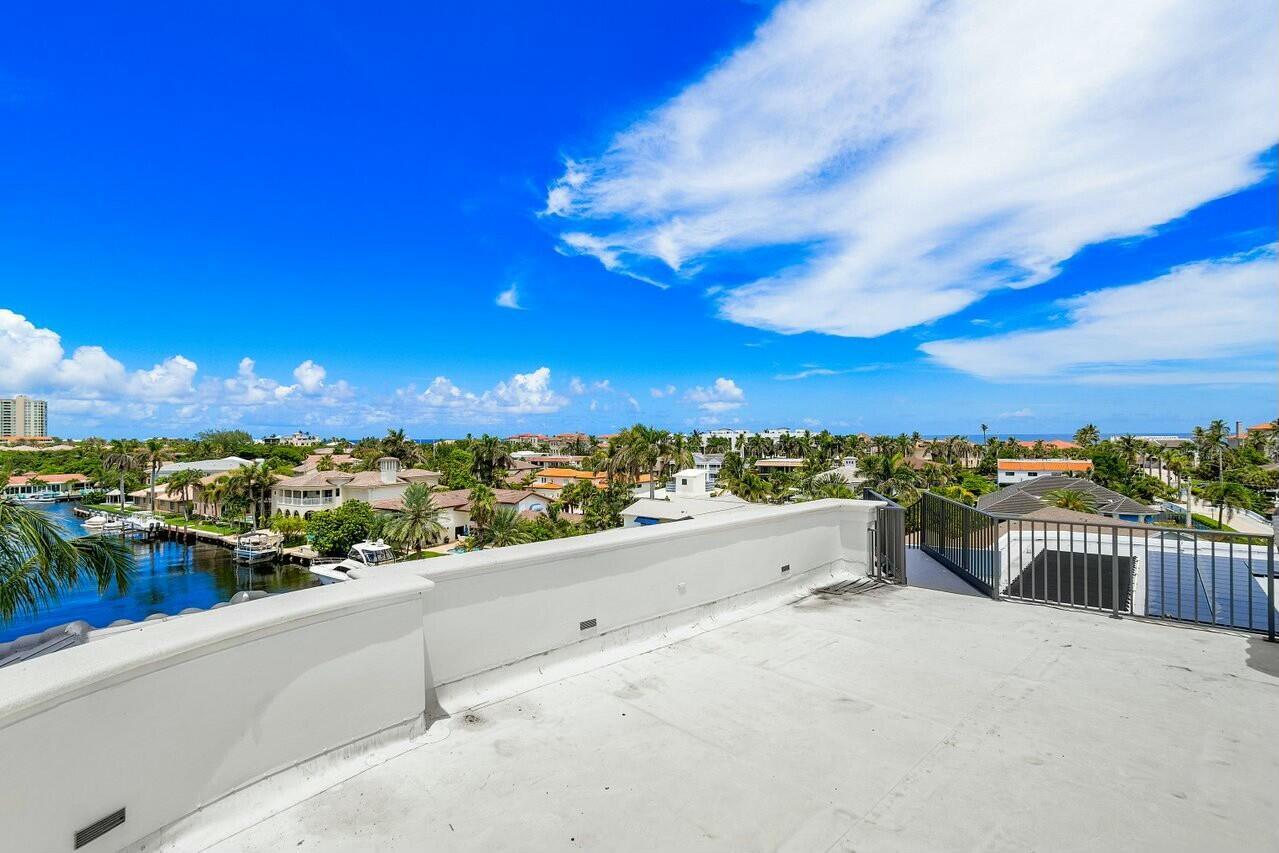 1087 Bel Lido Dr Highland Beach, FL 33487