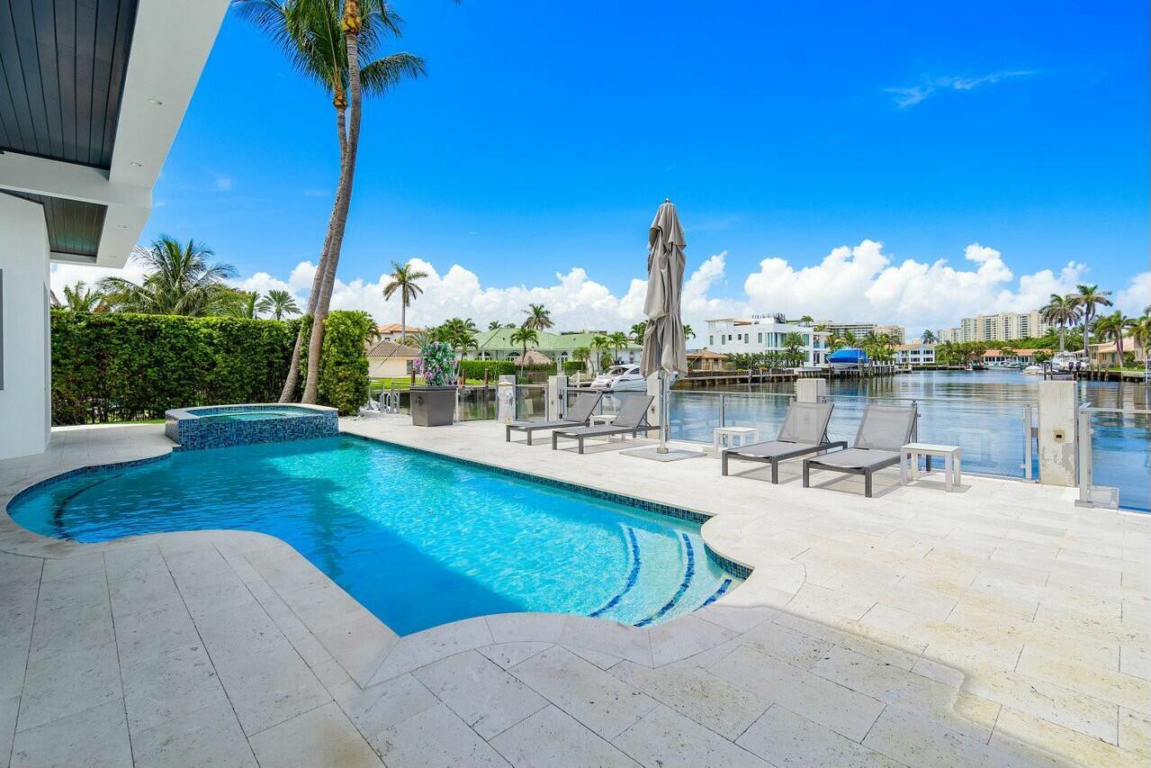 1087 Bel Lido Dr Highland Beach, FL 33487