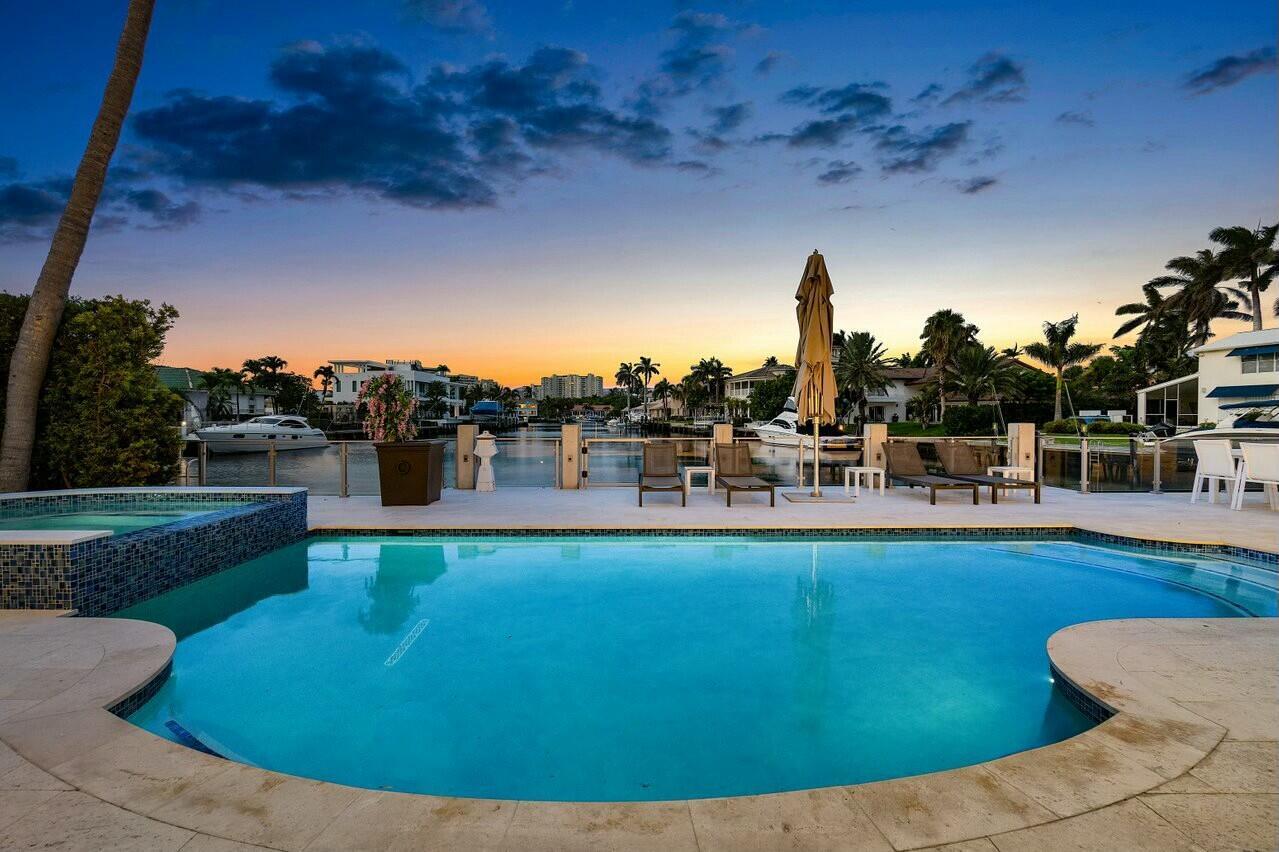 1087 Bel Lido Dr Highland Beach, FL 33487