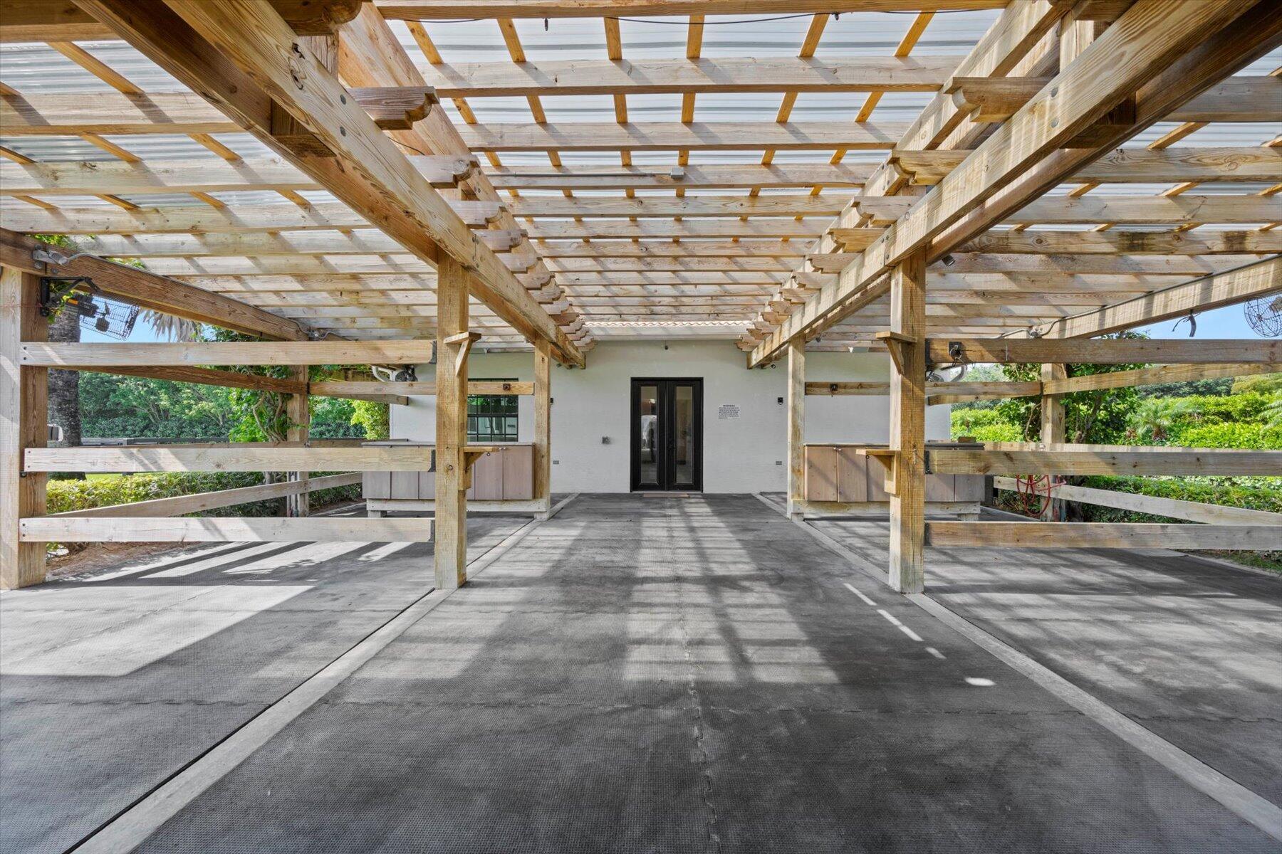 15590 Sea Mist Ln Wellington, FL 33414