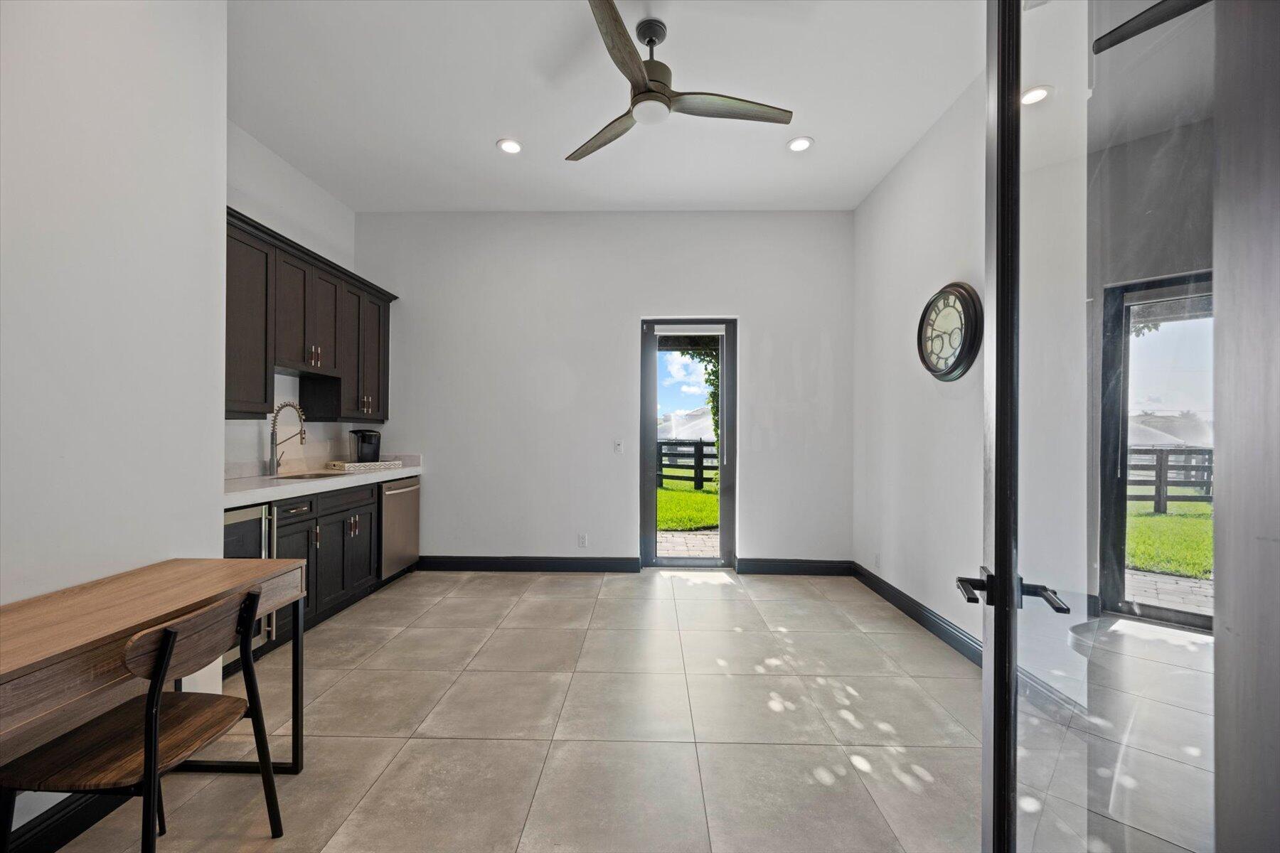 15590 Sea Mist Ln Wellington, FL 33414