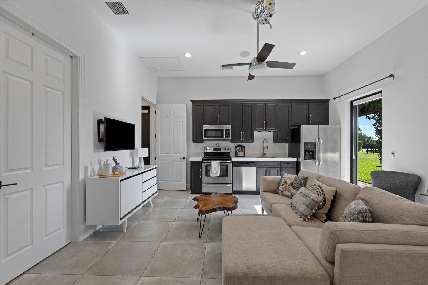 15590 Sea Mist Ln Wellington, FL 33414