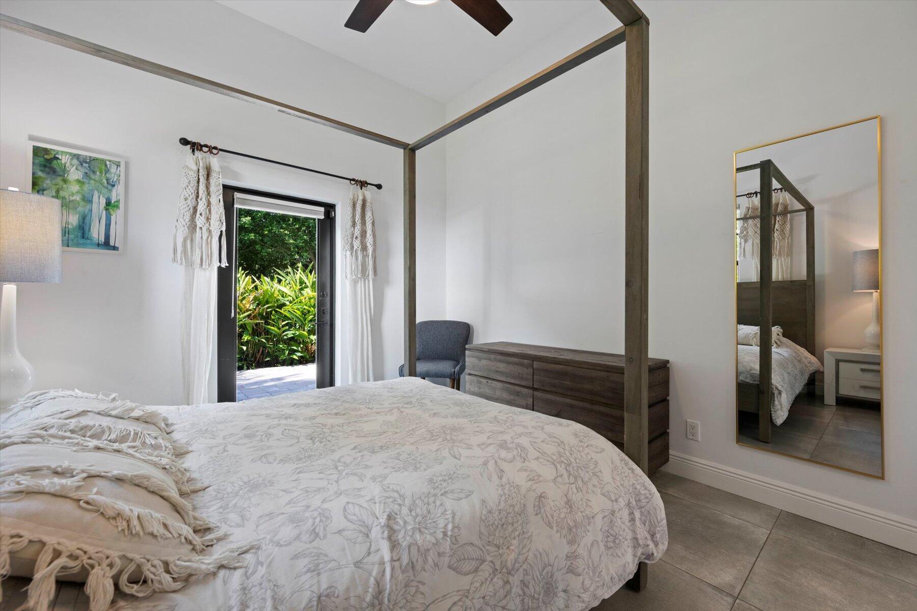 15590 Sea Mist Ln Wellington, FL 33414