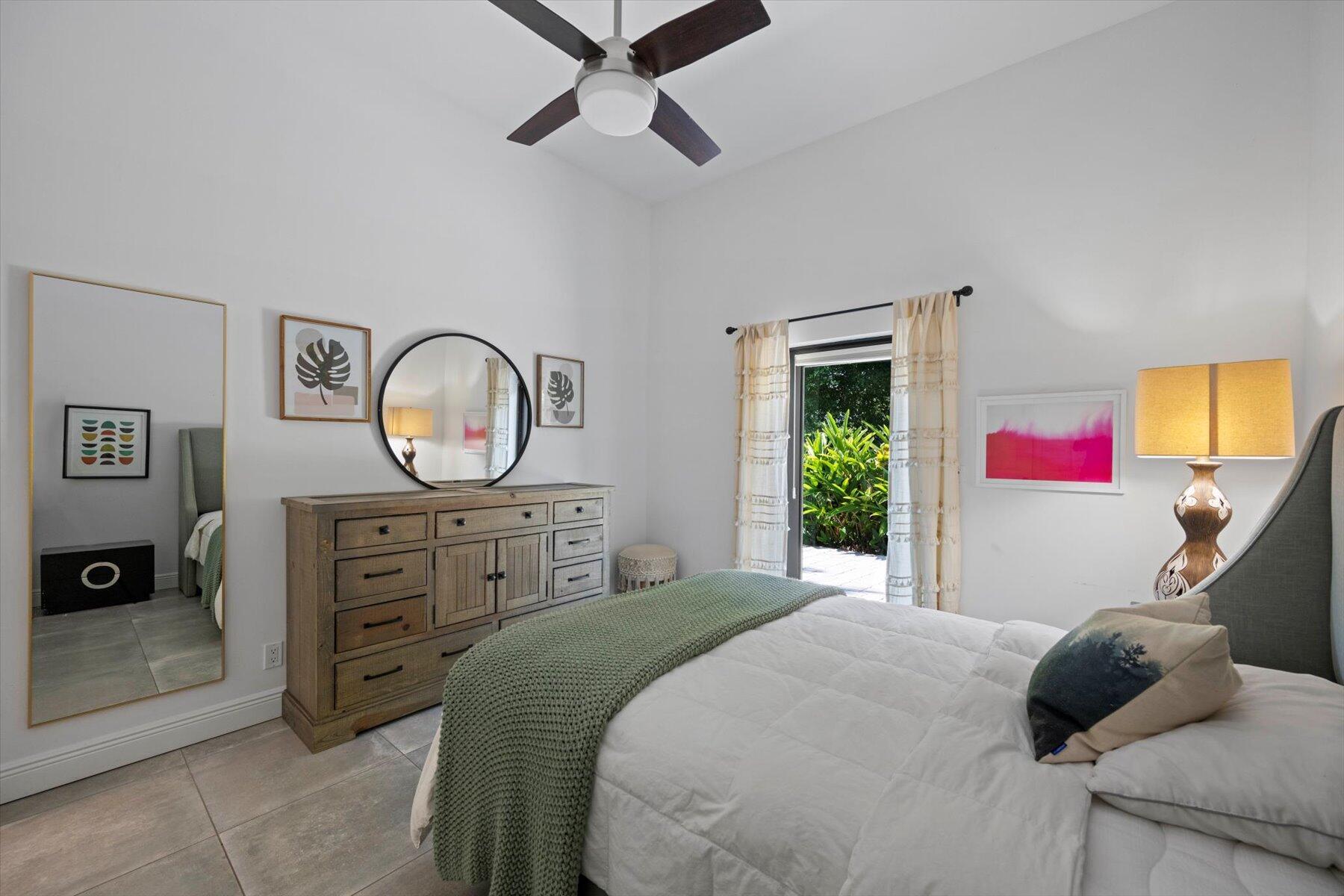 15590 Sea Mist Ln Wellington, FL 33414