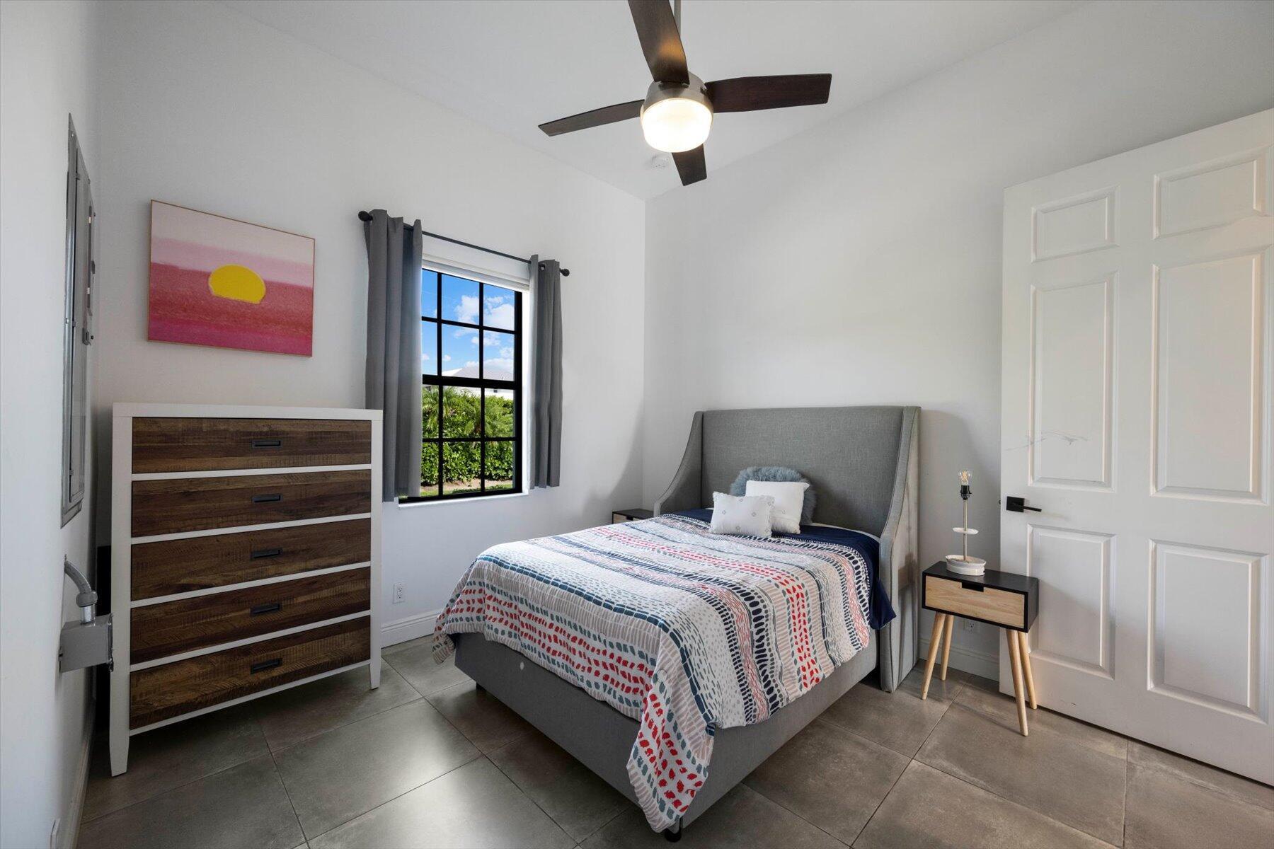 15590 Sea Mist Ln Wellington, FL 33414