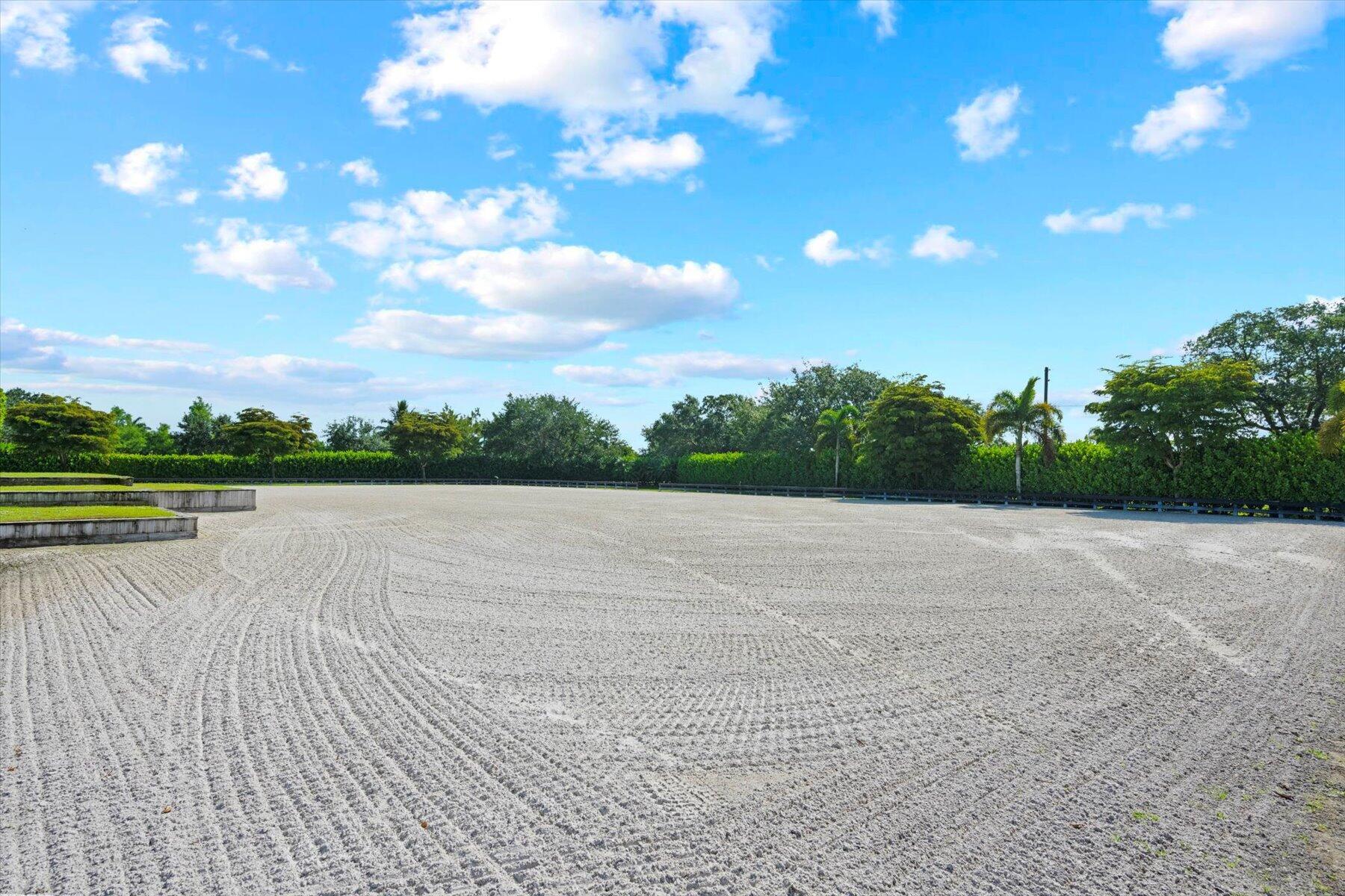 15590 Sea Mist Ln Wellington, FL 33414