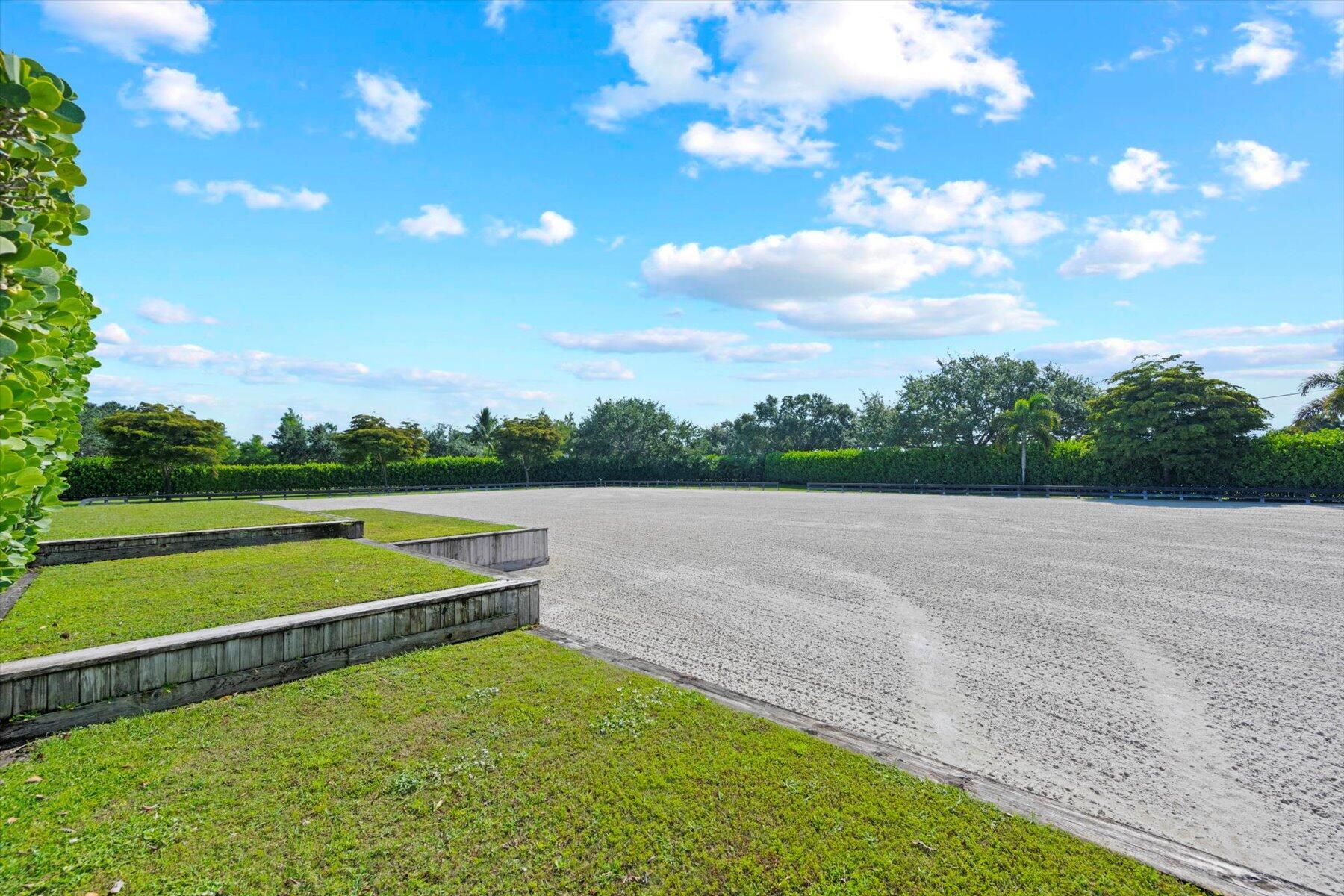 15590 Sea Mist Ln Wellington, FL 33414