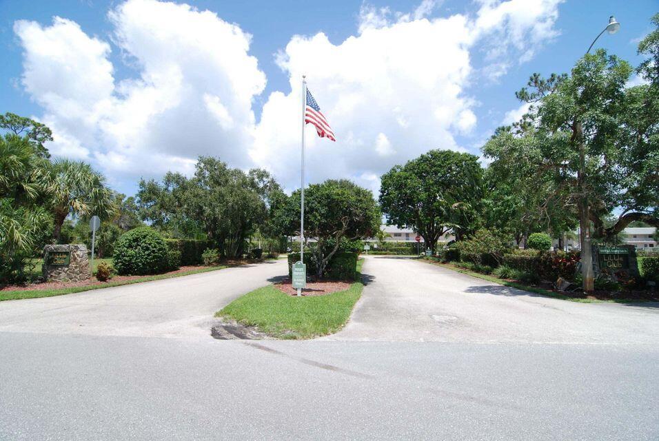 18081 SE Country Clb Dr #12-113