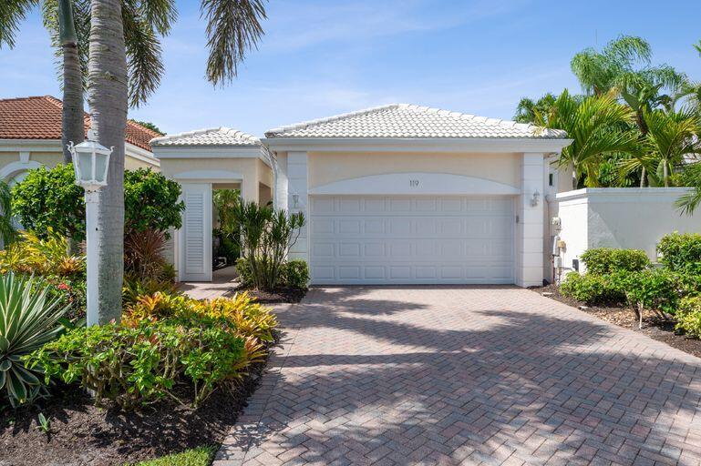 119 Coral Cay Dr
