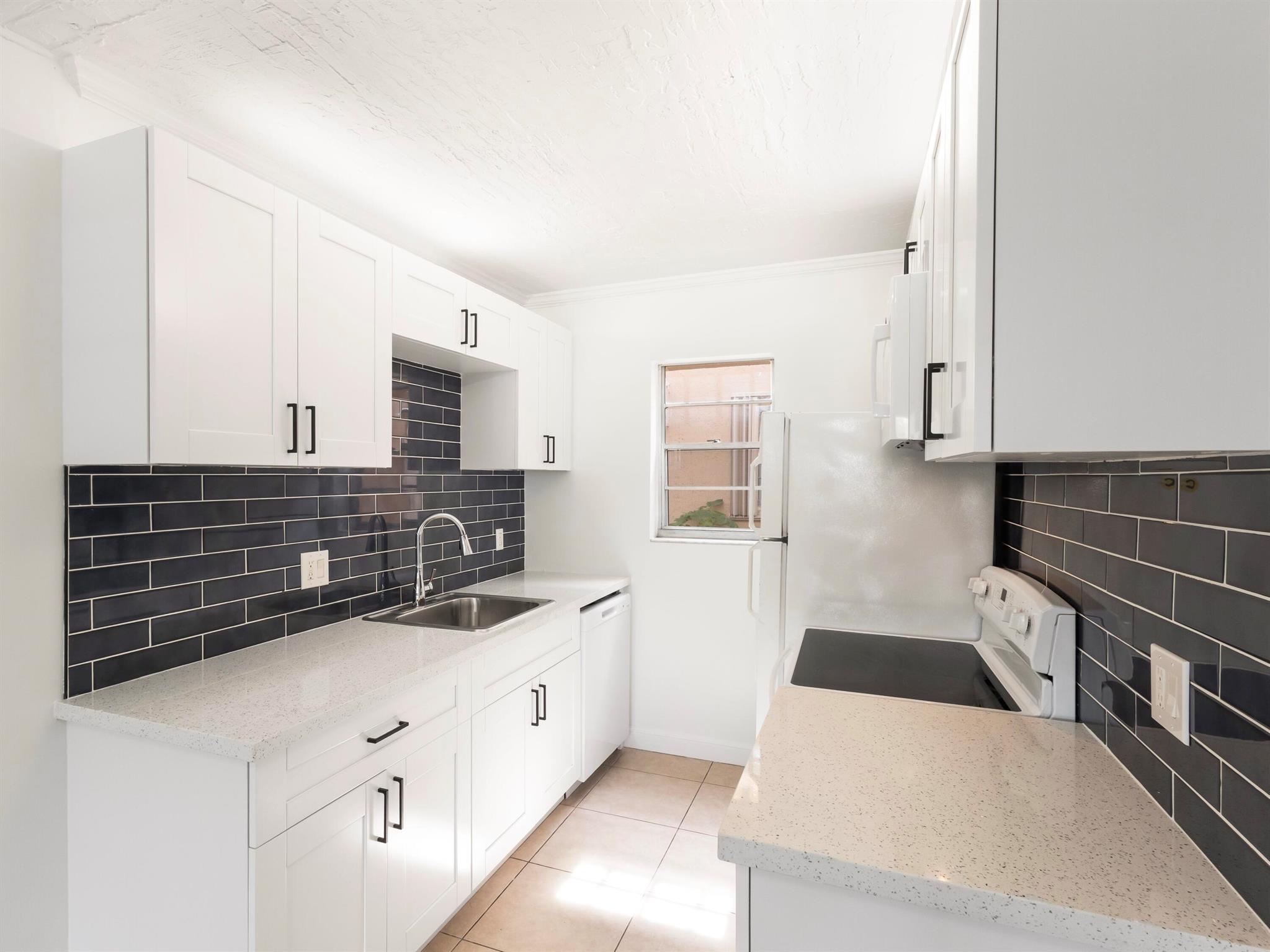 600 SW 2nd Ave #1380