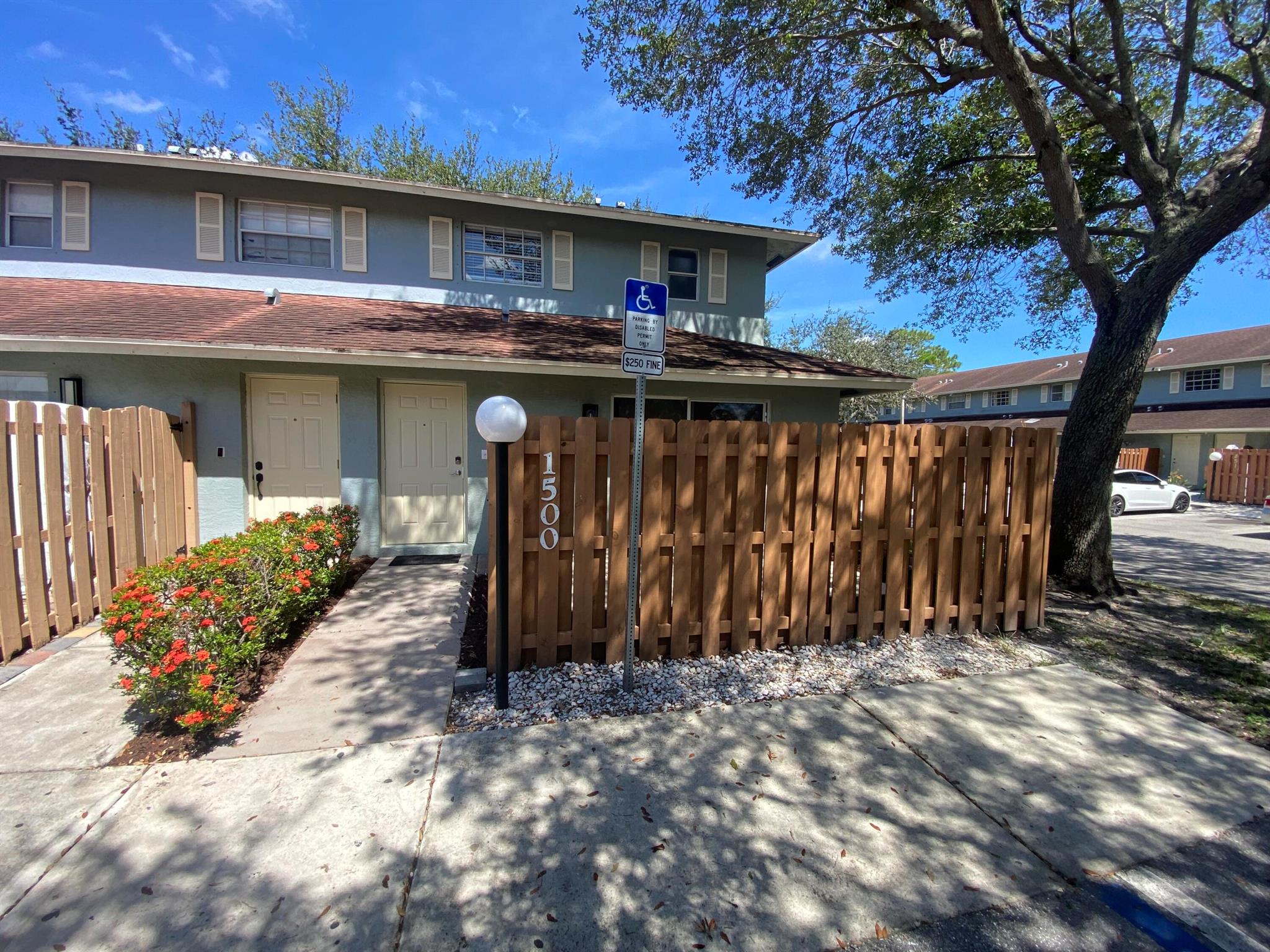 1500 Cypress Way
