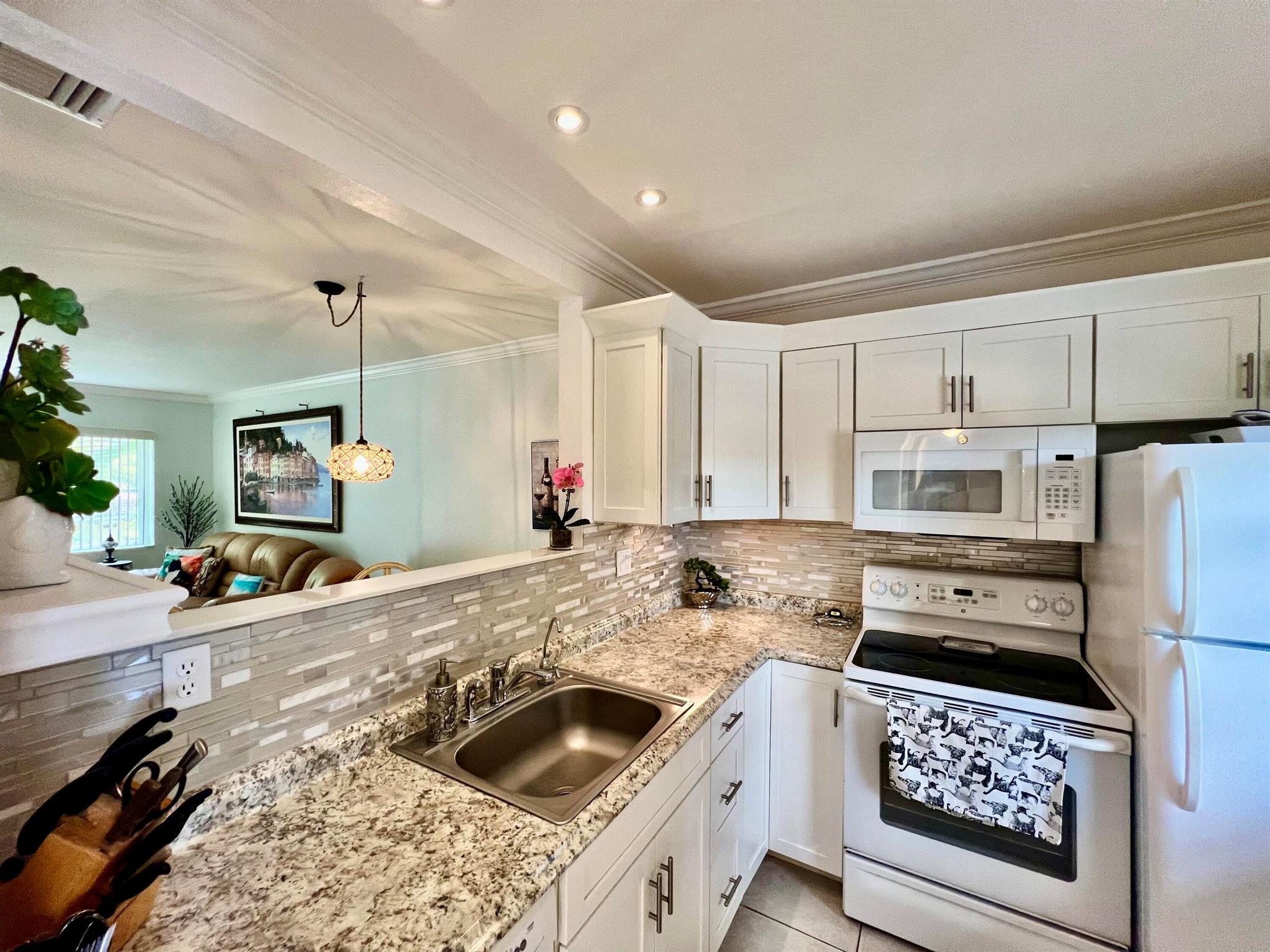 5161 W Oakland Park Blvd #206