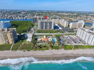 3400 S Ocean Blvd #4i