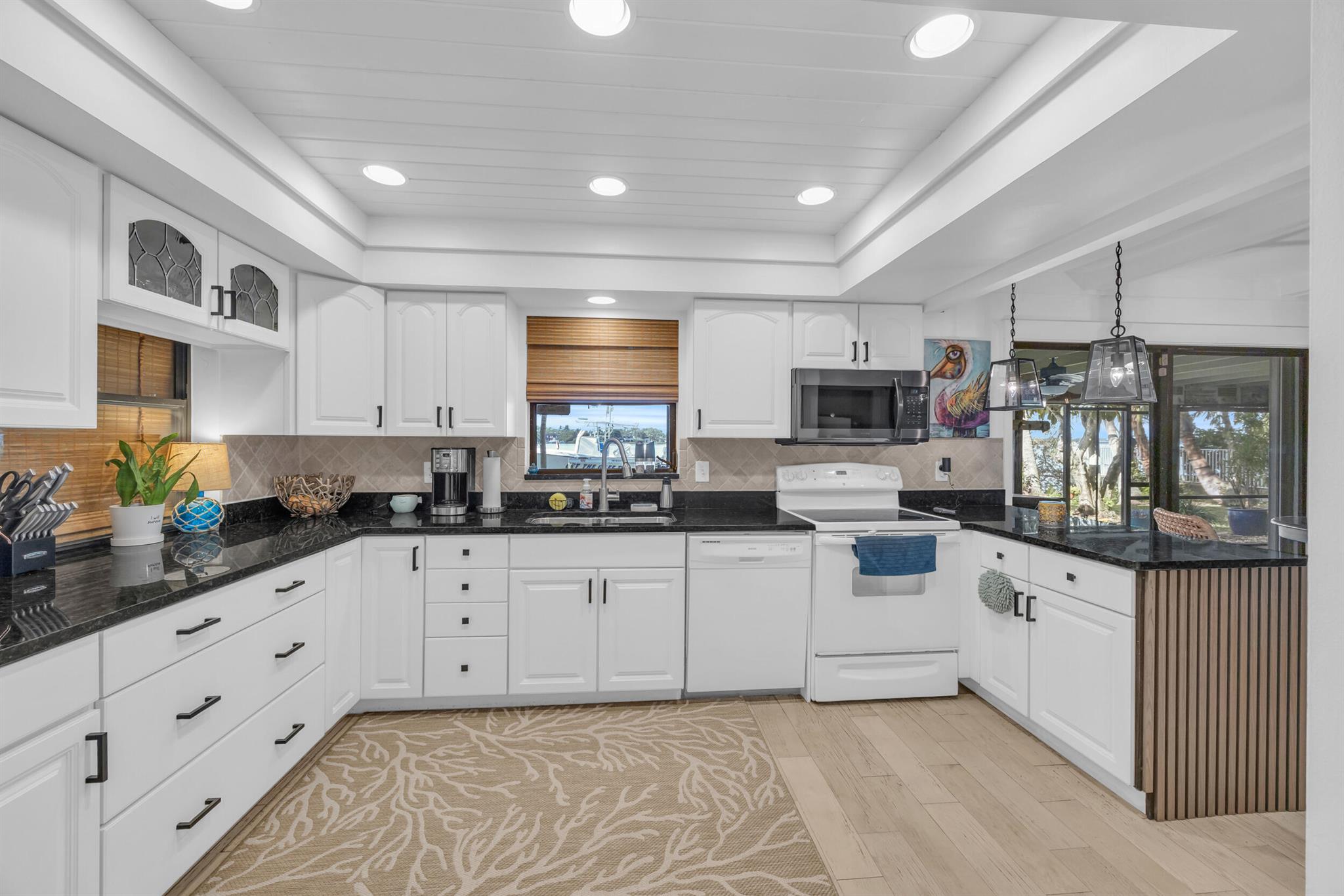 1305 Peninsular Rd Jupiter, FL 33469