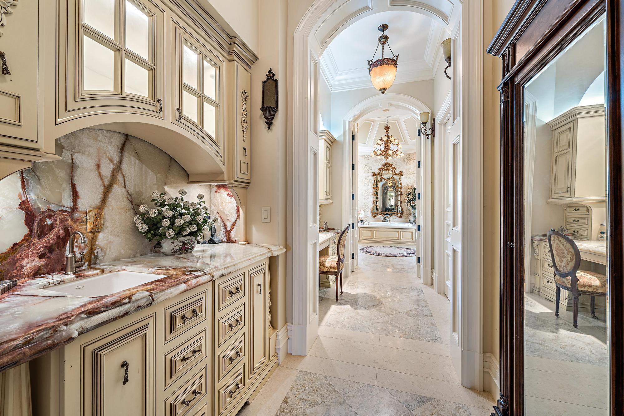 12961 Marsh Lndg Palm Beach Gardens, FL 33418