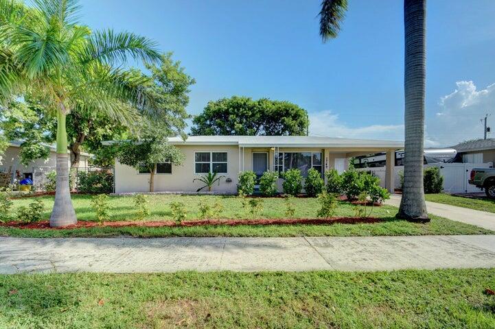 1749 15th Ave