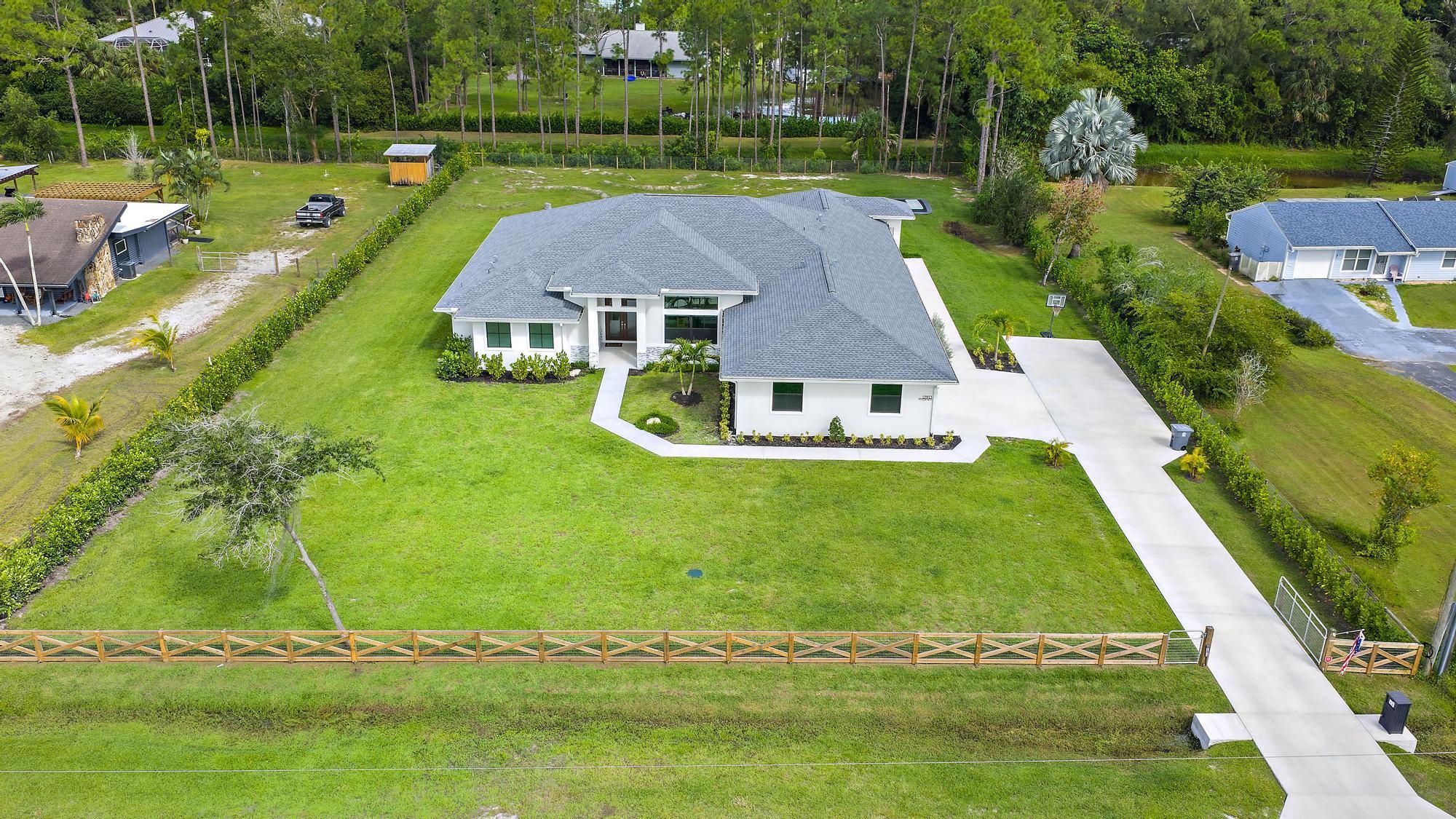 12913 169th Ct Jupiter, FL 33478