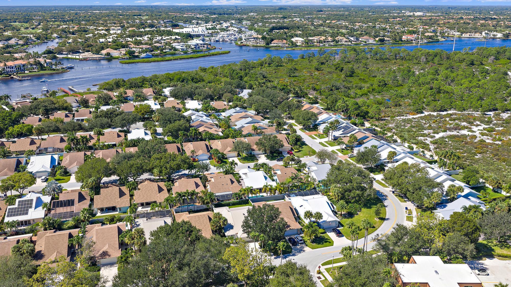 418 River Edge Rd Jupiter, FL 33477