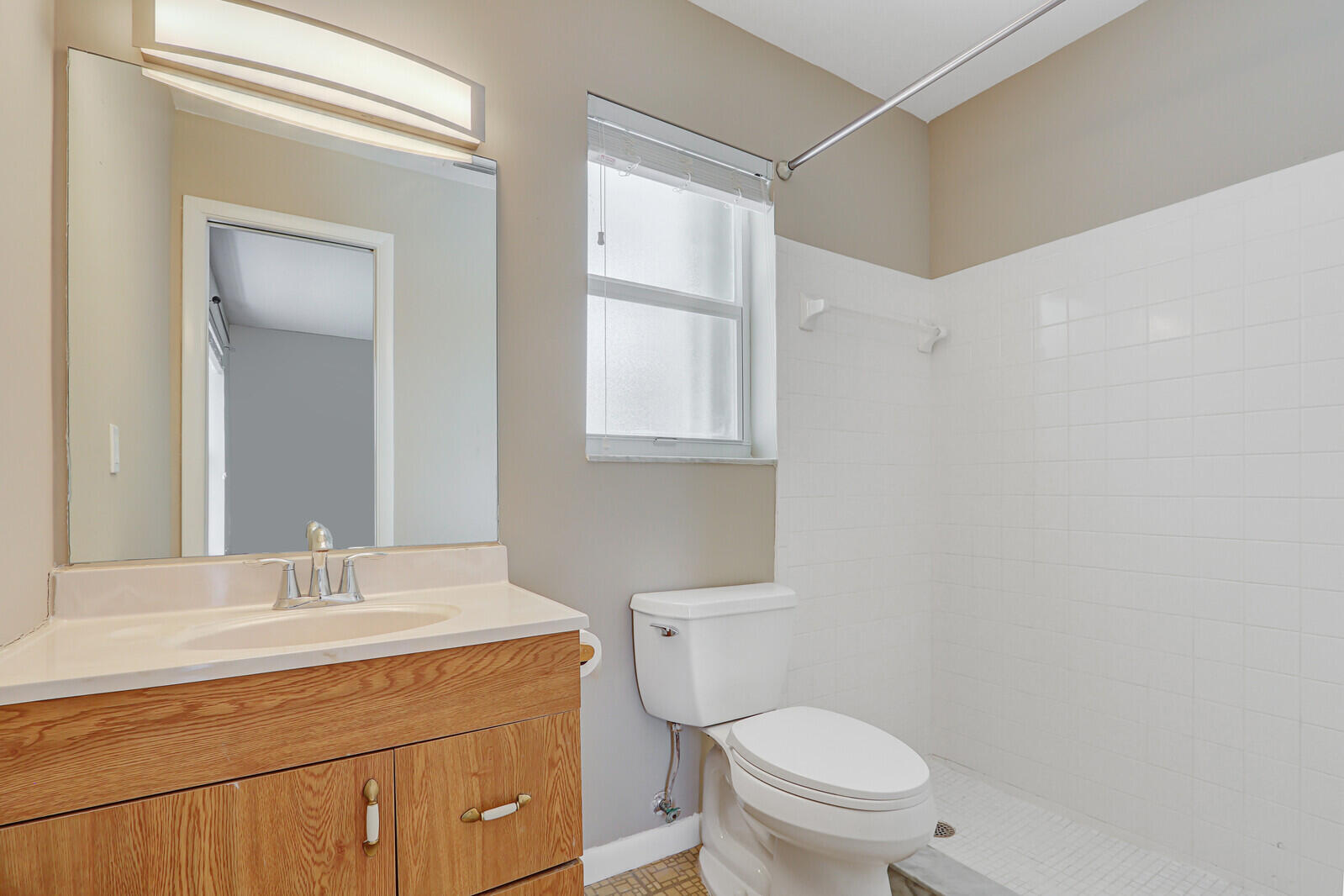 140 Village Jupiter, FL 33458