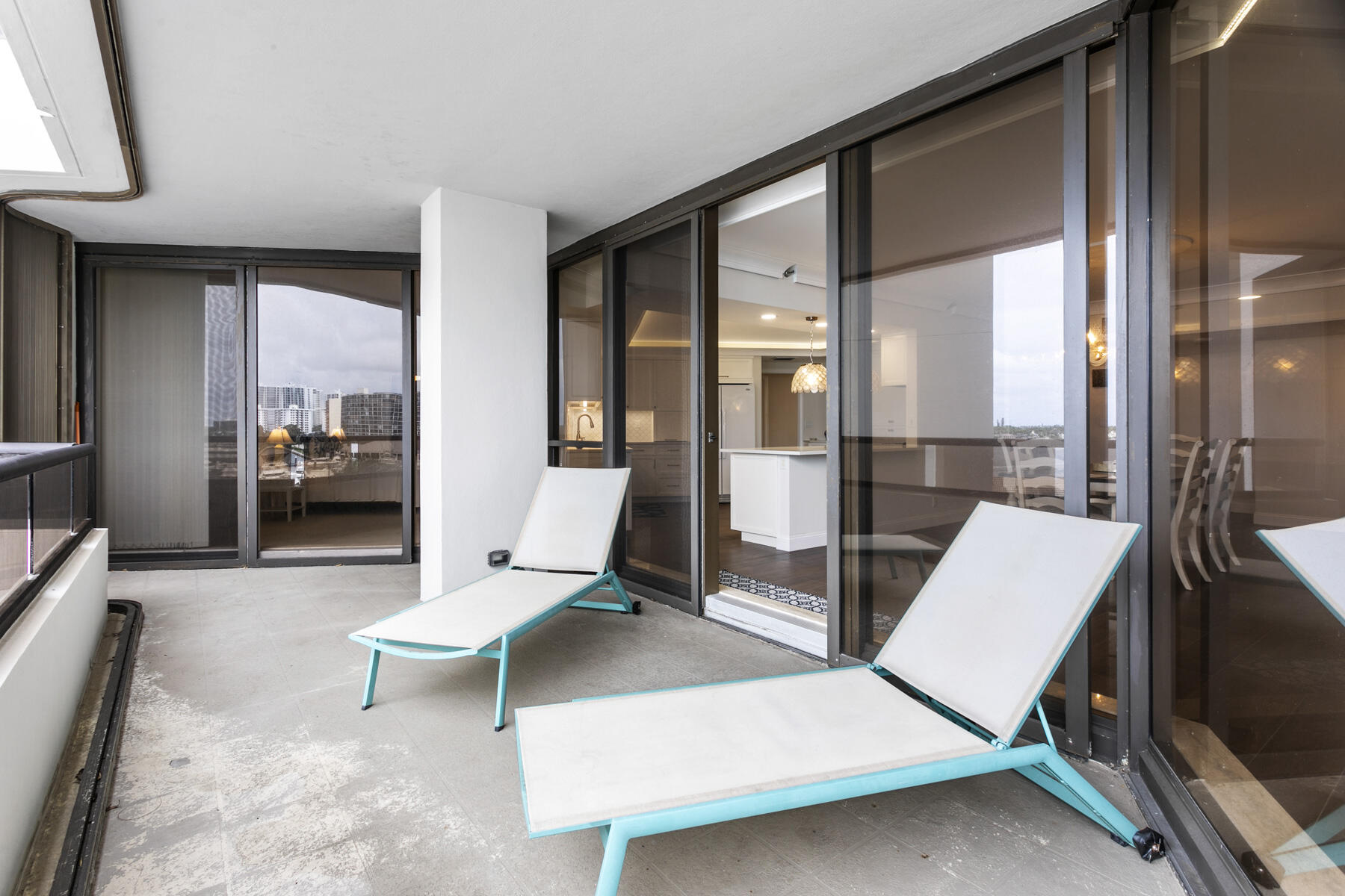 100 Lakeshore Dr #454 North Palm Beach, FL 33408