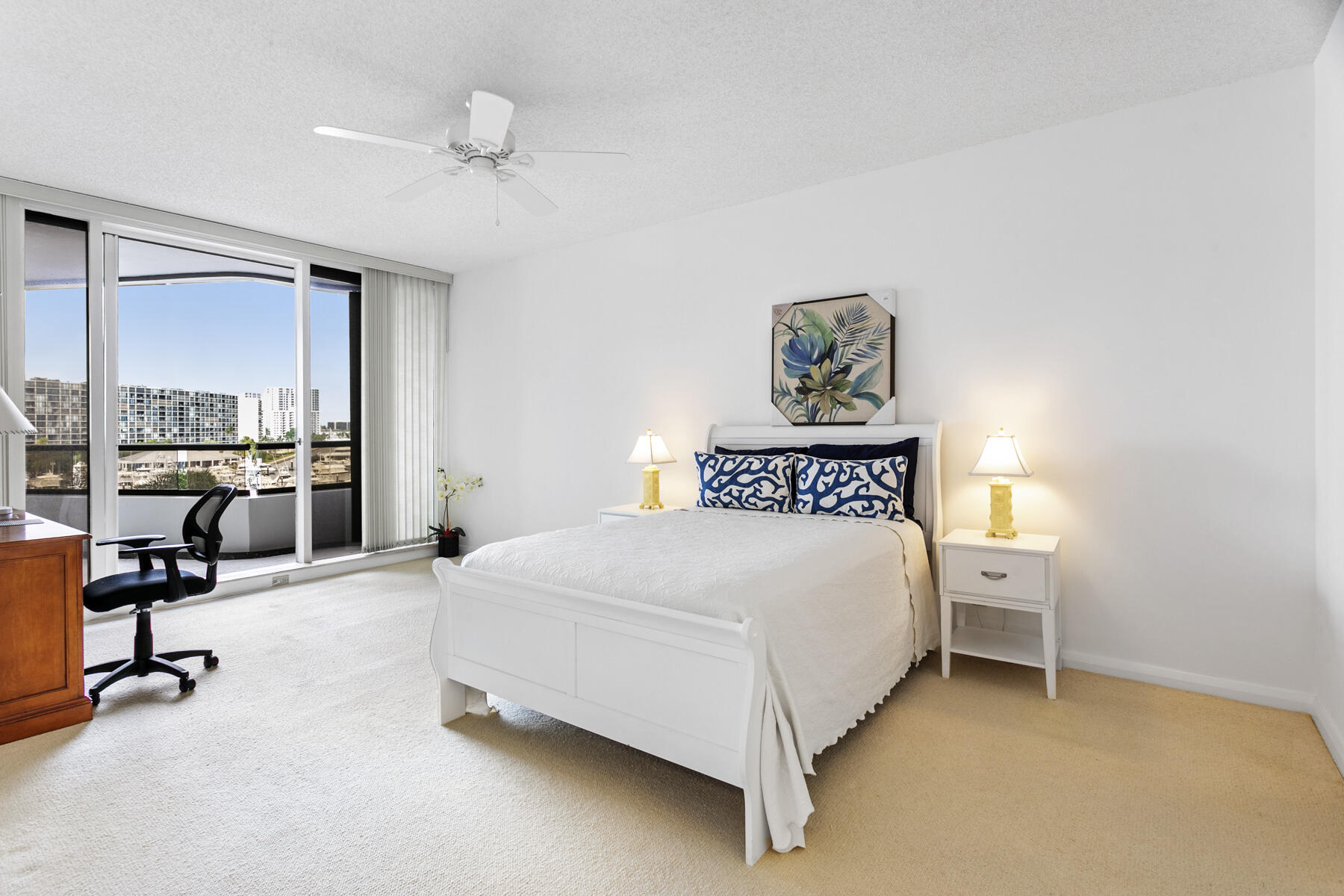 100 Lakeshore Dr #454 North Palm Beach, FL 33408