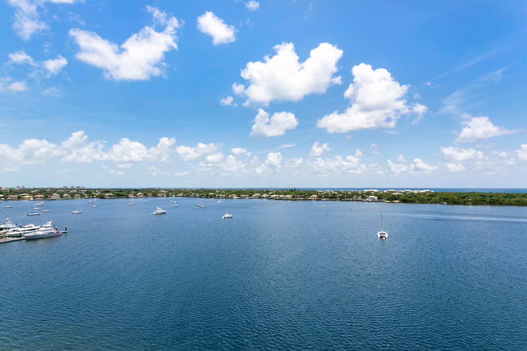 100 Lakeshore Dr #454 North Palm Beach, FL 33408