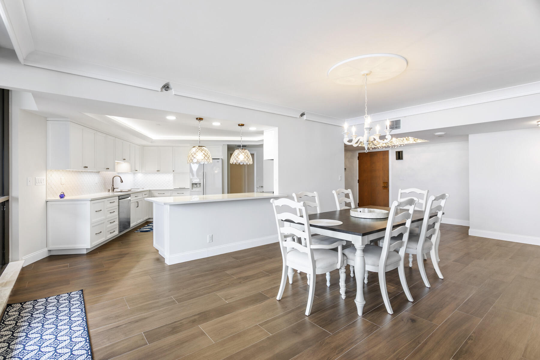 100 Lakeshore Dr #454 North Palm Beach, FL 33408