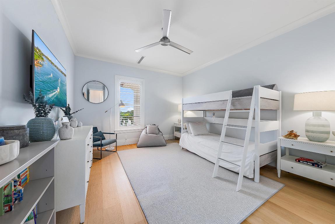 19651 Riverside Dr Jupiter, FL 33469