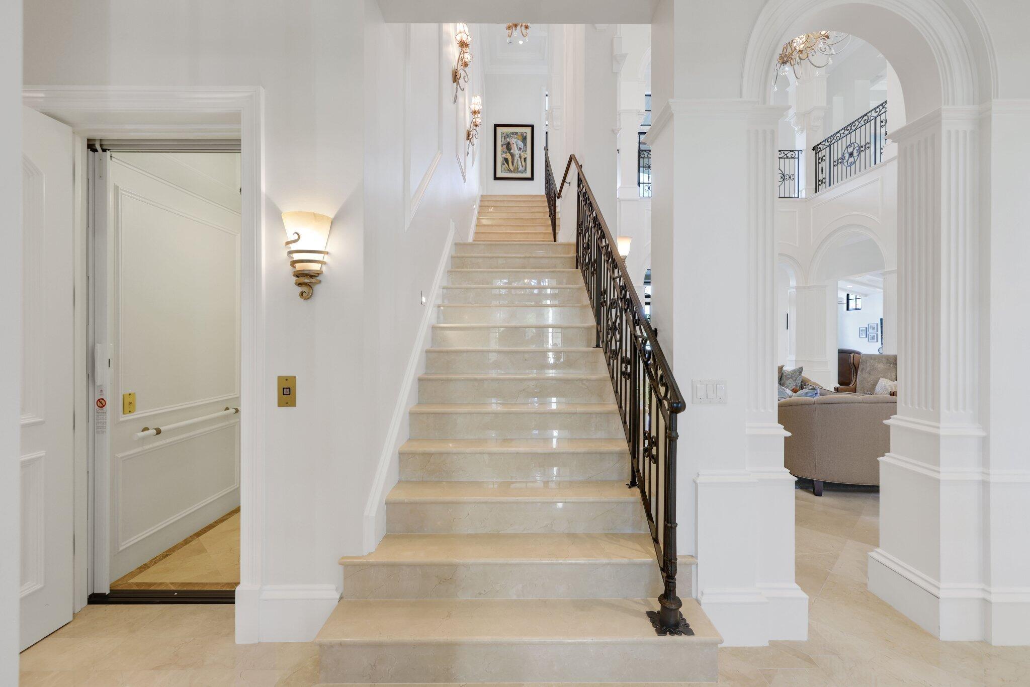 4230 Intracoastal Dr Highland Beach, FL 33487