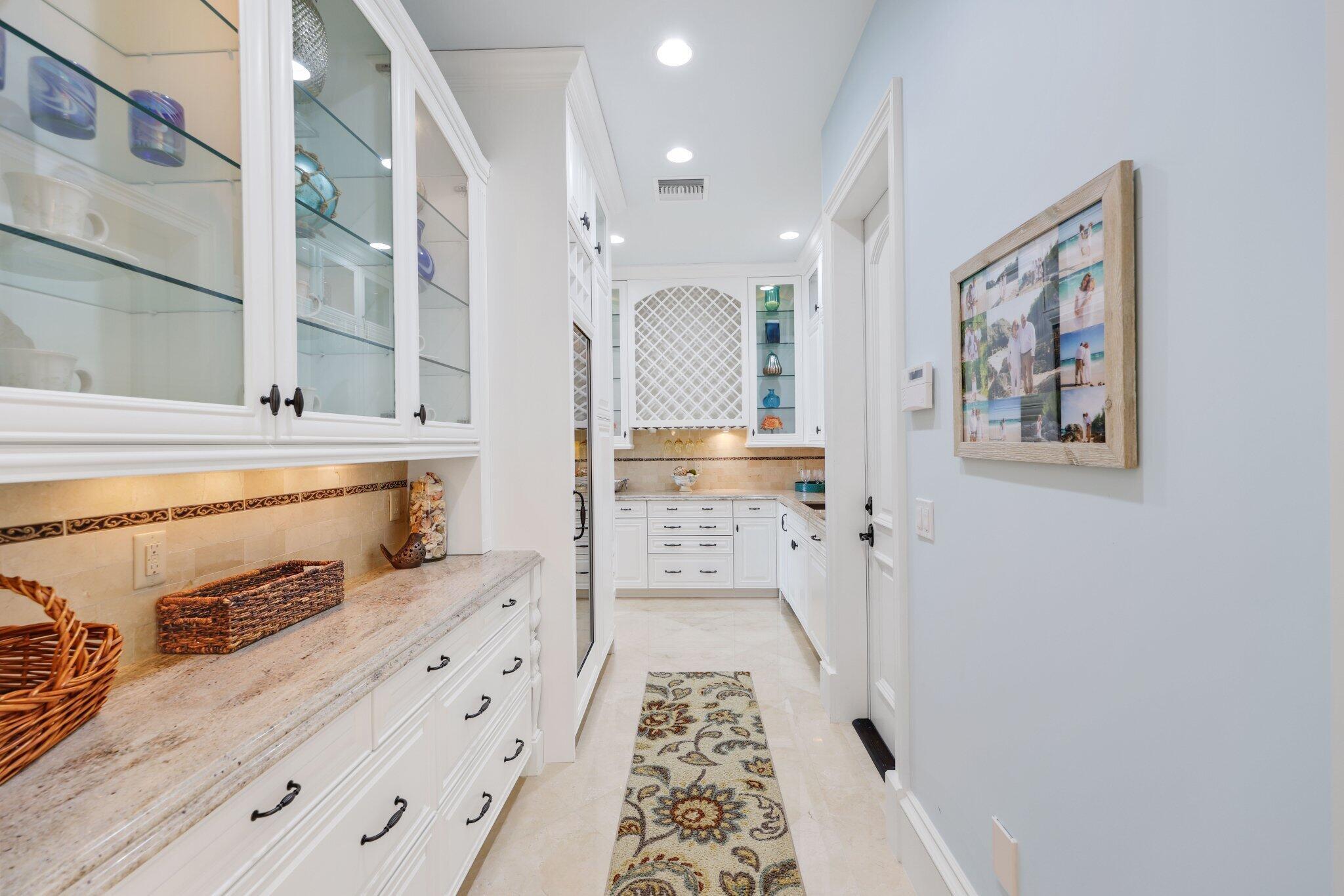 4230 Intracoastal Dr Highland Beach, FL 33487