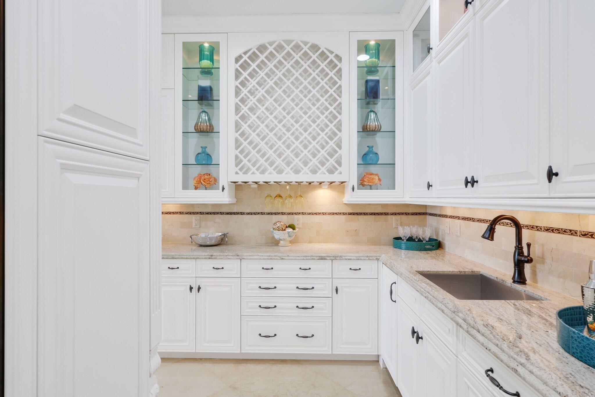 4230 Intracoastal Dr Highland Beach, FL 33487