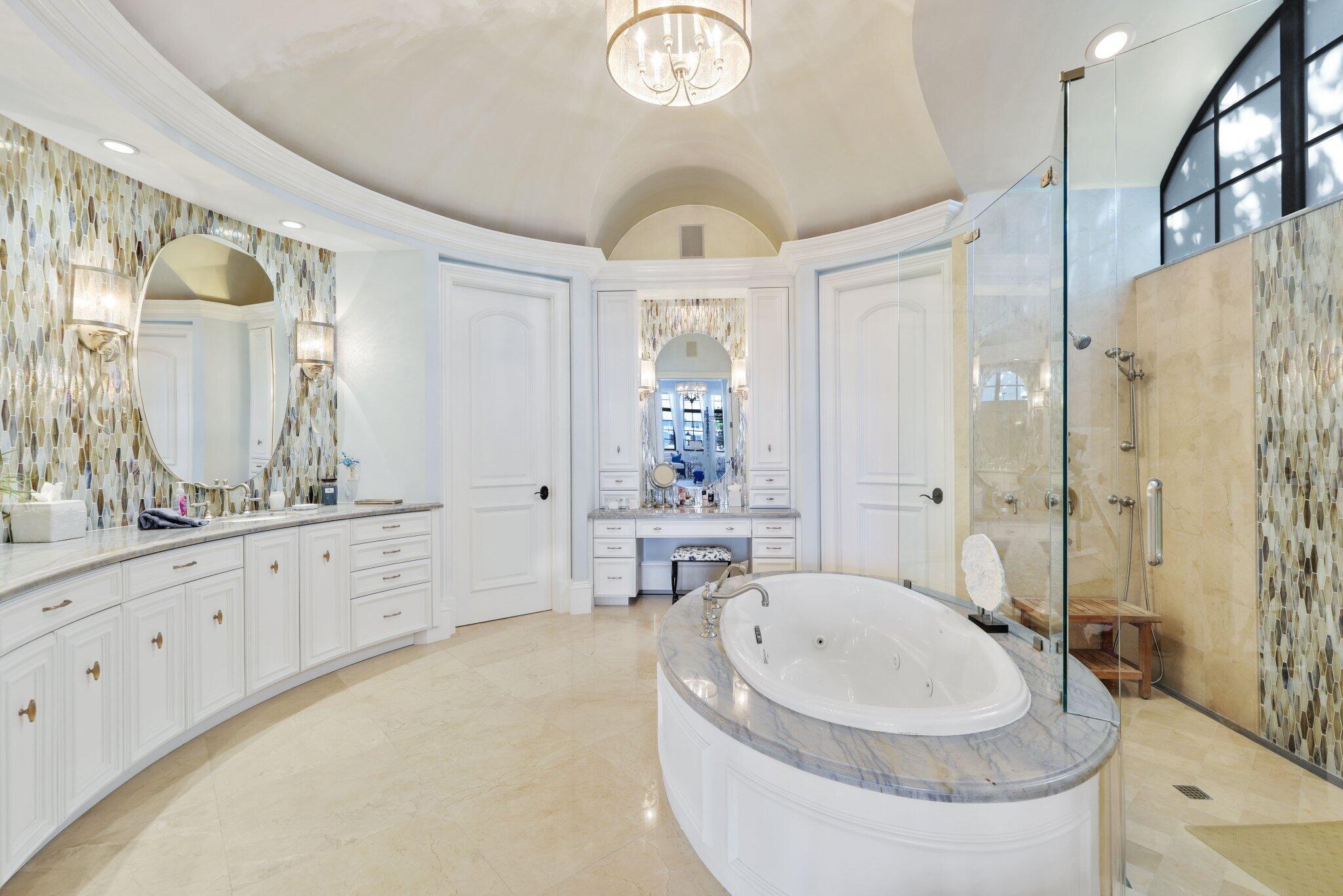 4230 Intracoastal Dr Highland Beach, FL 33487