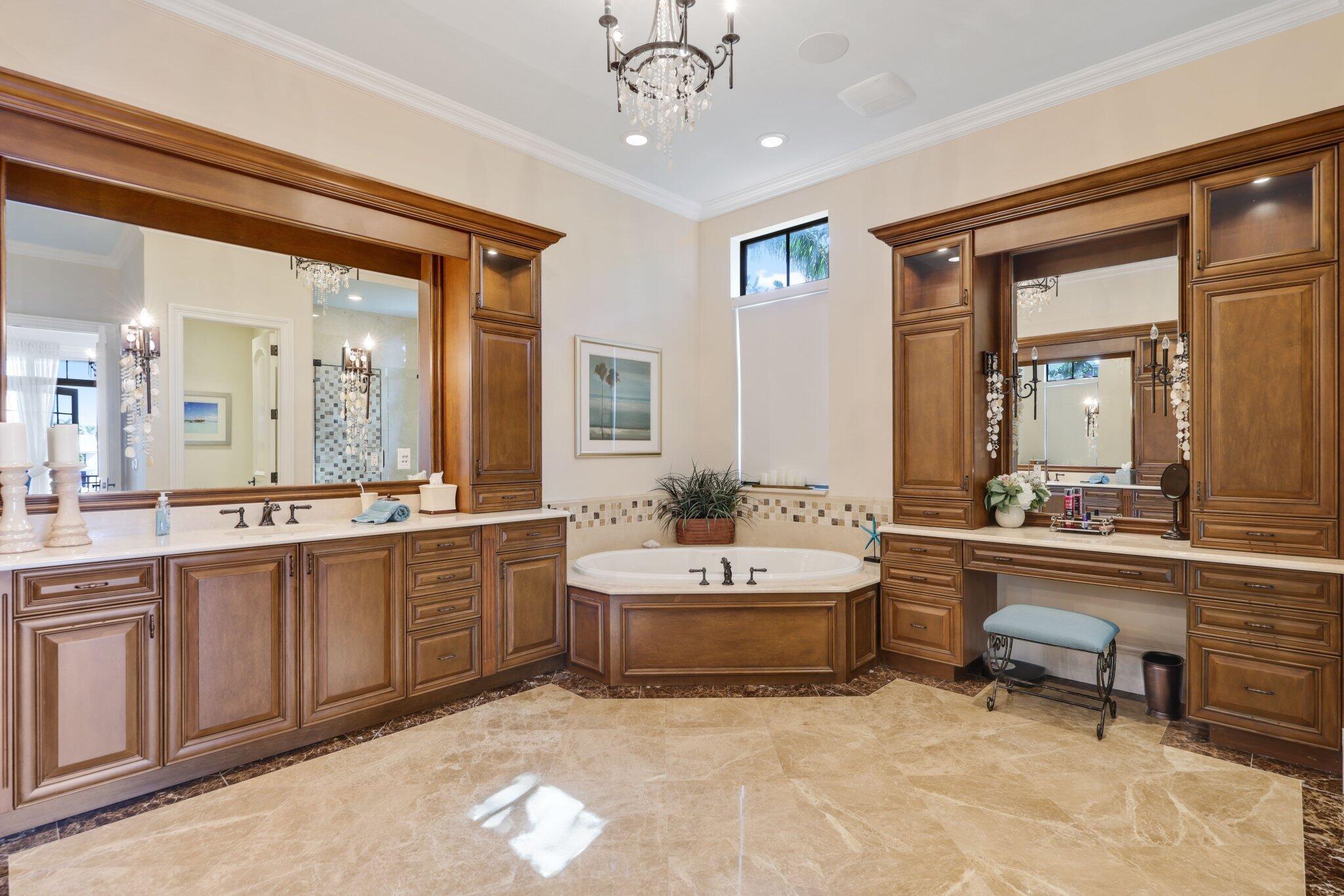 4230 Intracoastal Dr Highland Beach, FL 33487