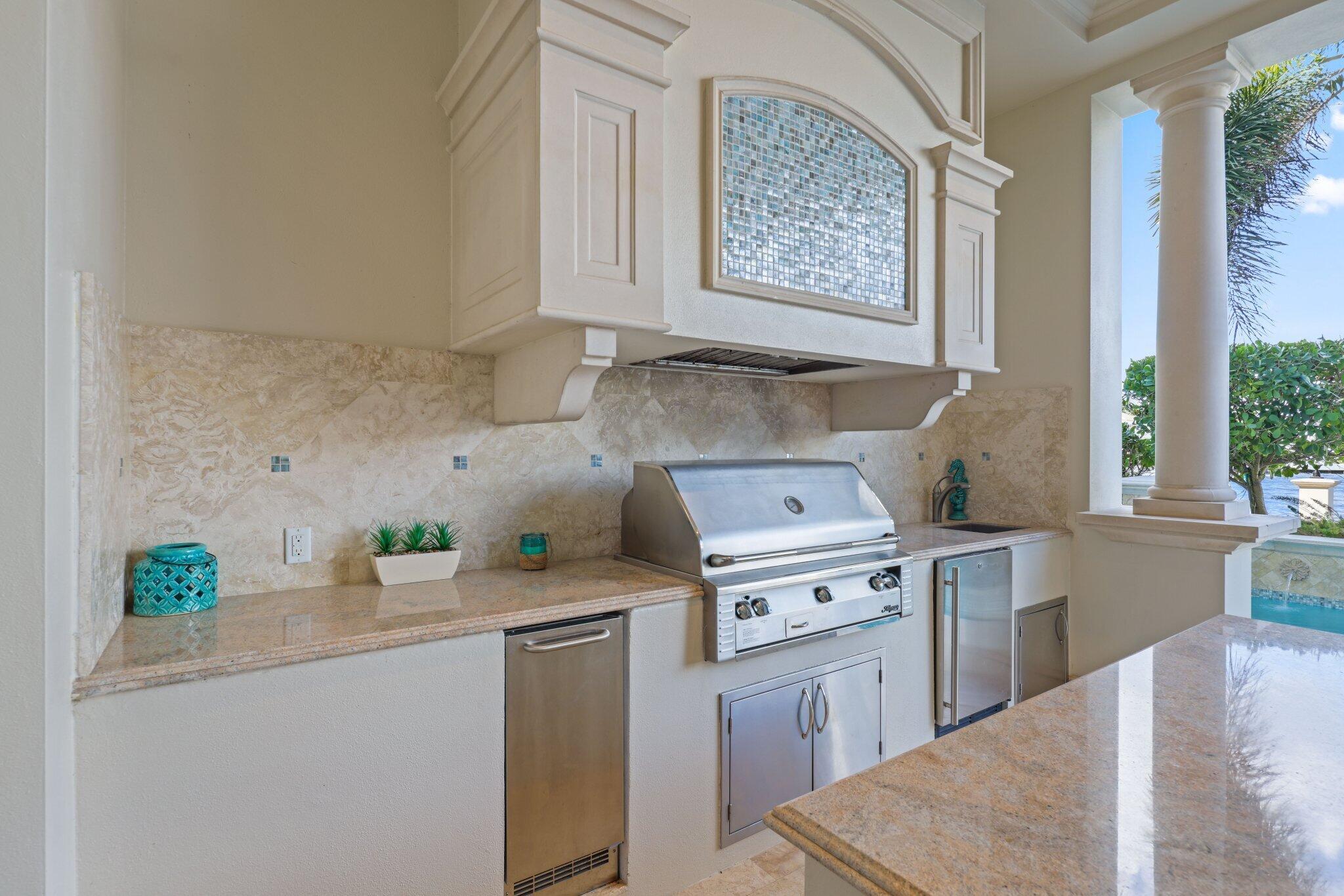 4230 Intracoastal Dr Highland Beach, FL 33487