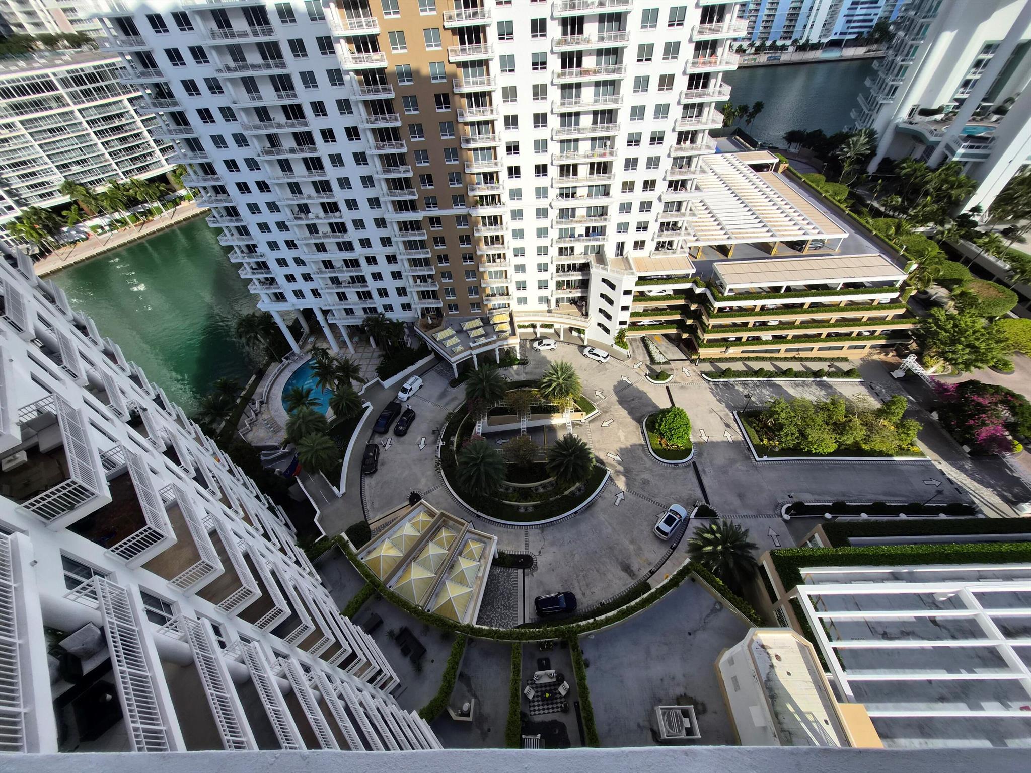 701 Brickell Key Blvd #2008 Miami, FL 33131