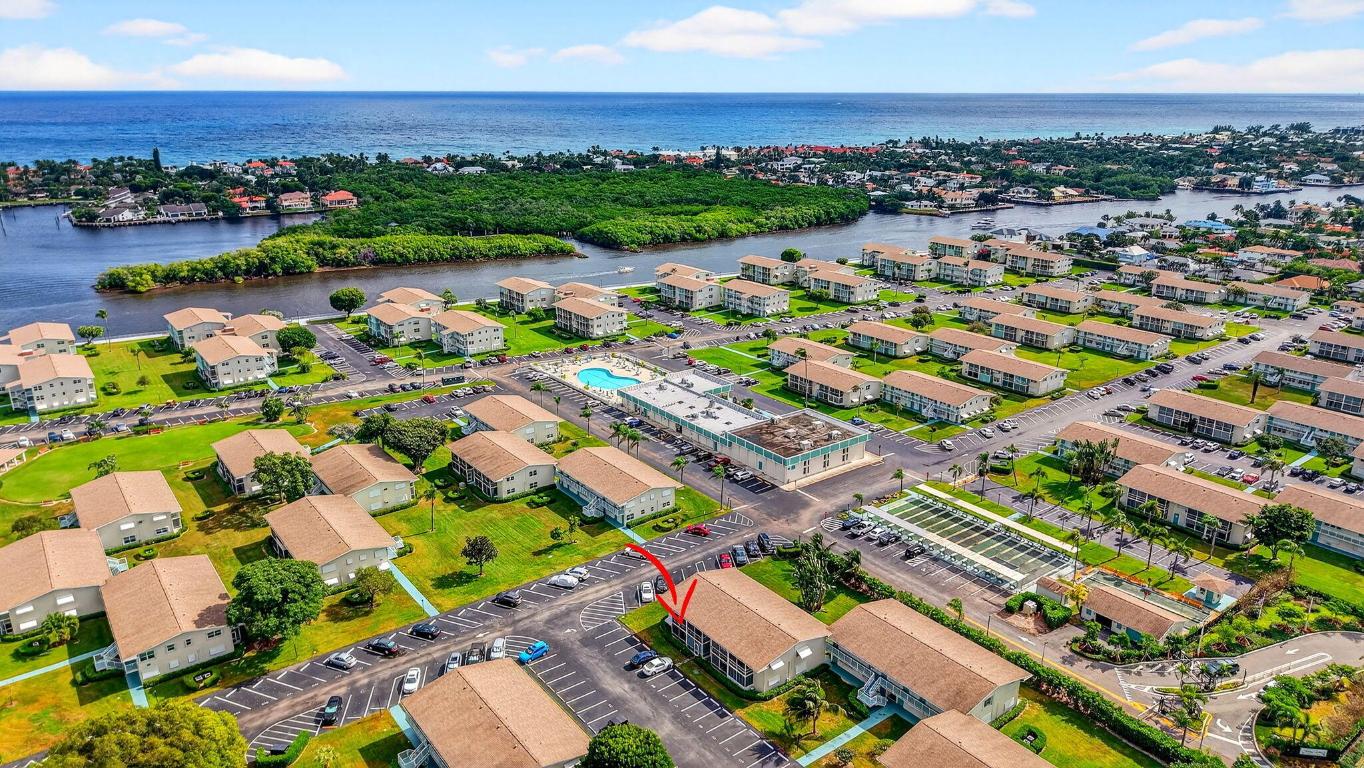480 Horizons #212 Boynton Beach, FL 33435