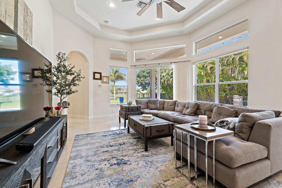 139 Carmela Jupiter, FL 33478