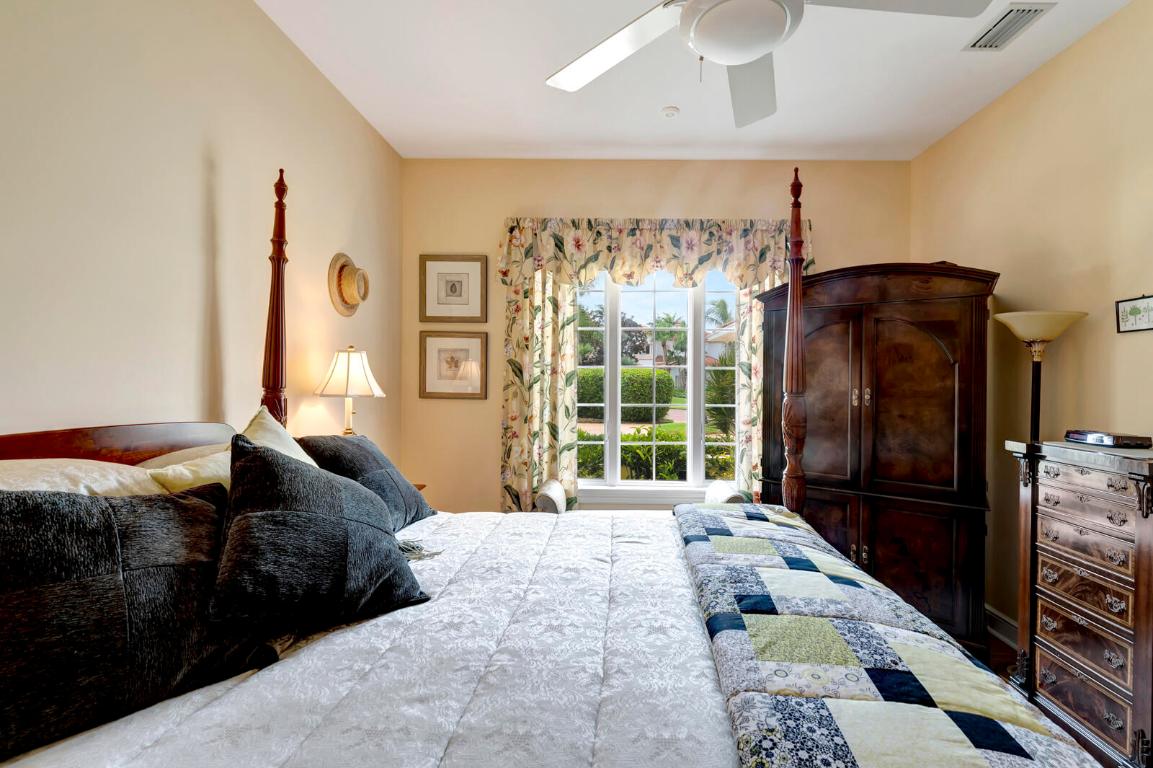 5200 Saint Andrews Is Vero Beach, FL 32967