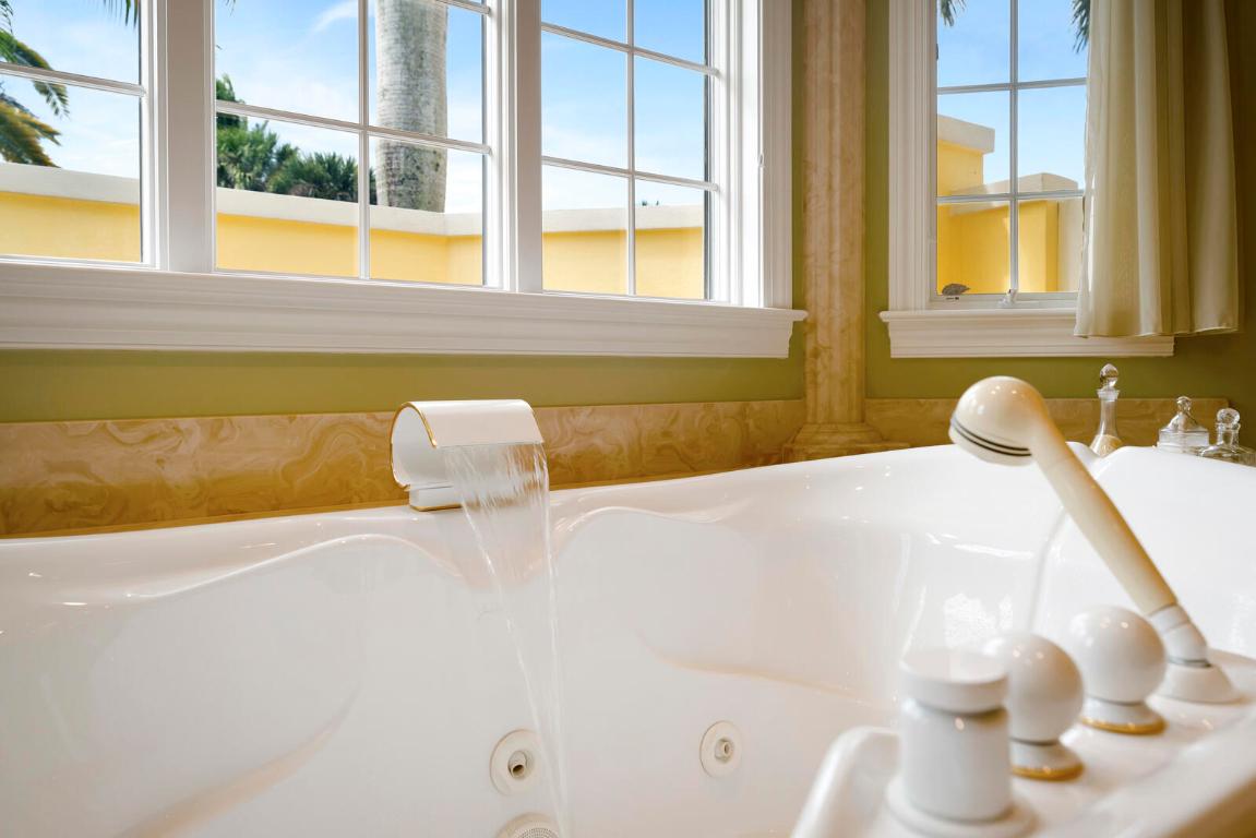 5200 Saint Andrews Is Vero Beach, FL 32967