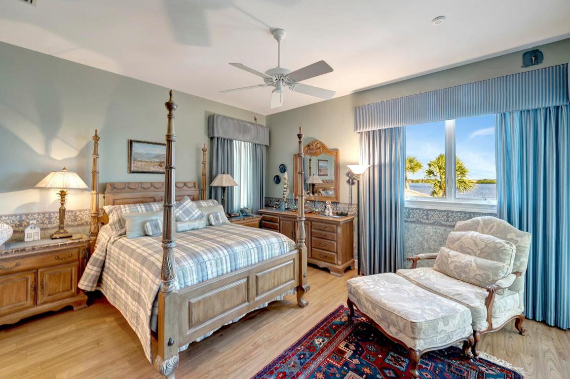 5200 Saint Andrews Is Vero Beach, FL 32967
