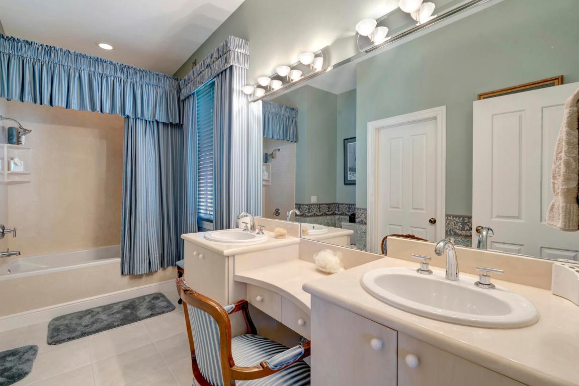 5200 Saint Andrews Is Vero Beach, FL 32967