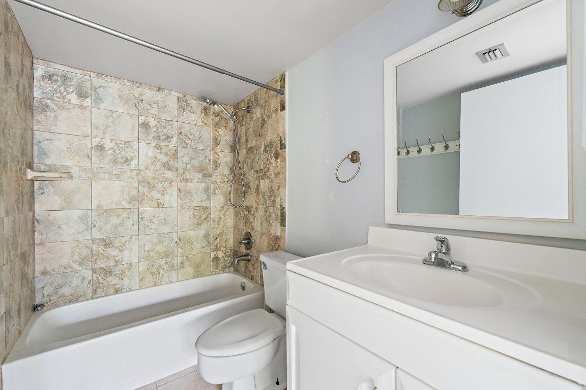 1605 S Us Hwy 1 #F 106 Jupiter, FL 33477