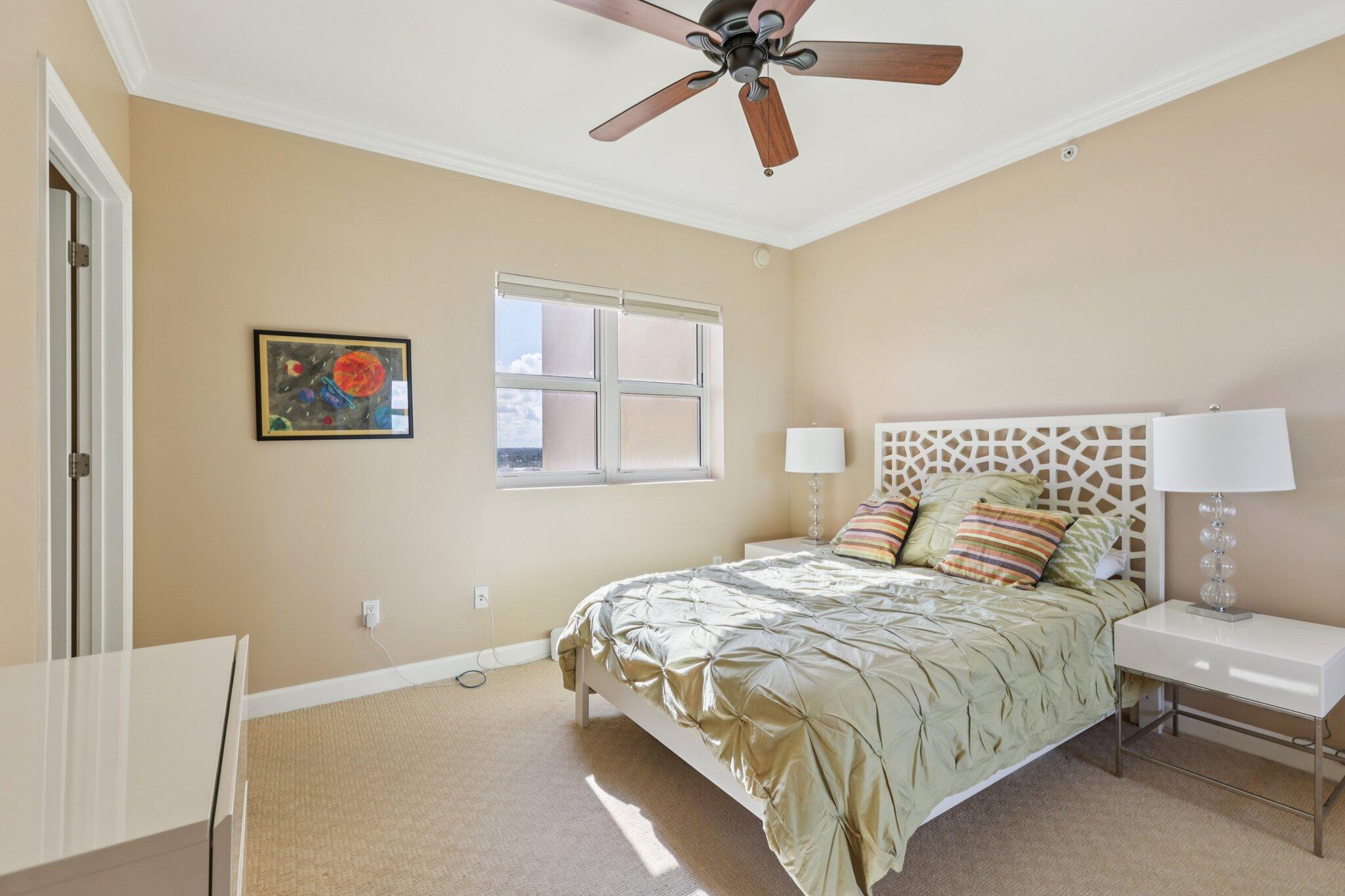 2650 Lake Shr #1404 Riviera Beach, FL 33404