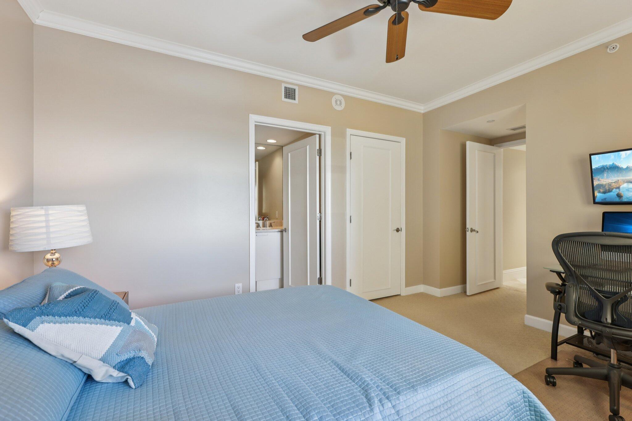 2650 Lake Shr #1404 Riviera Beach, FL 33404