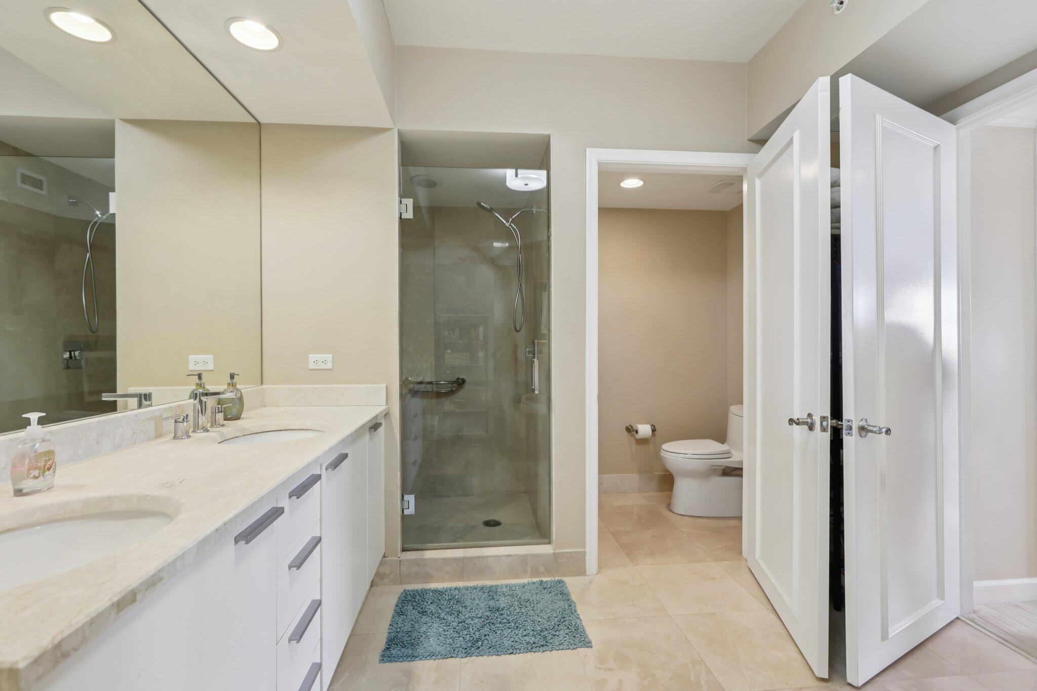 2650 Lake Shr #1404 Riviera Beach, FL 33404