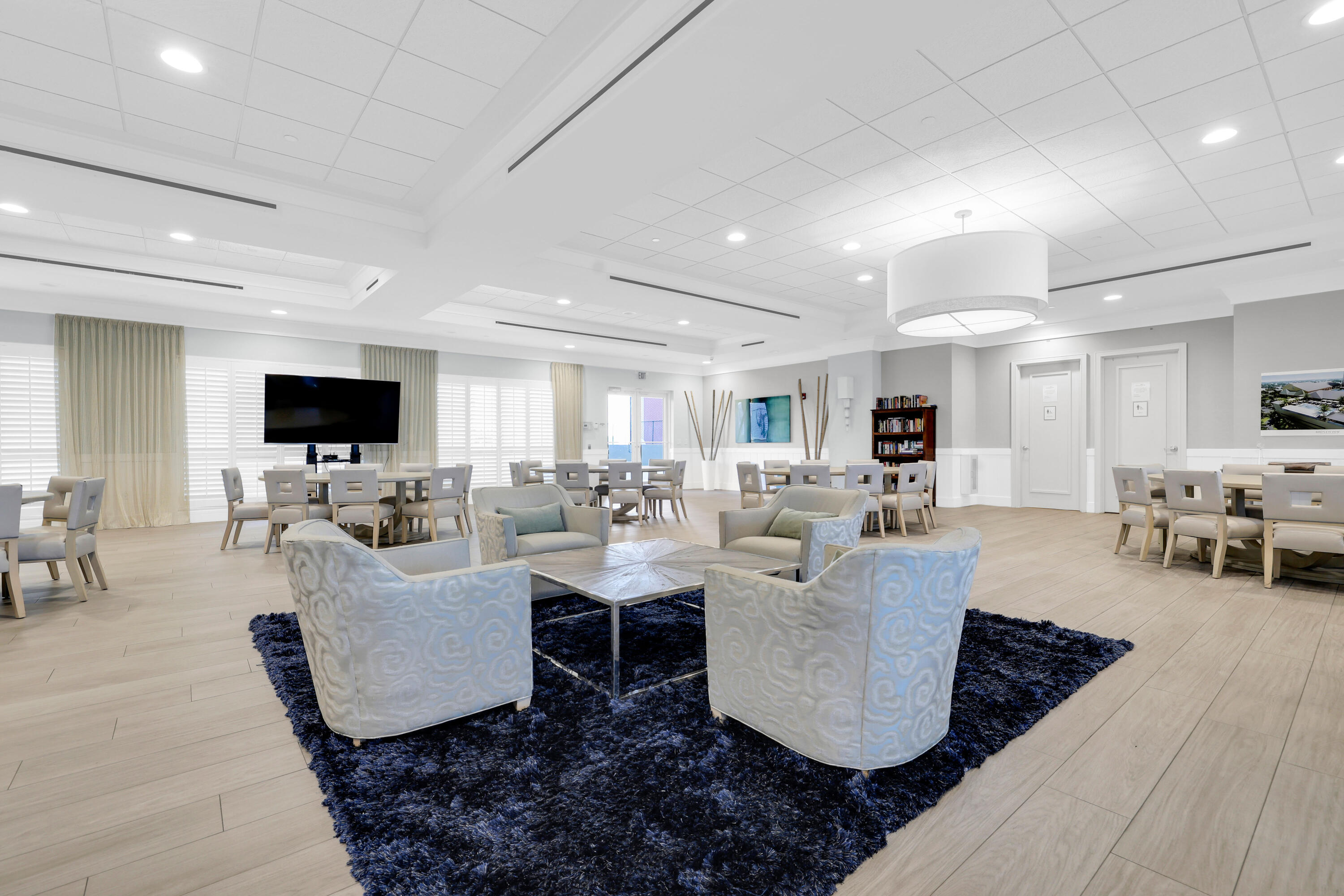 2650 Lake Shr #1404 Riviera Beach, FL 33404