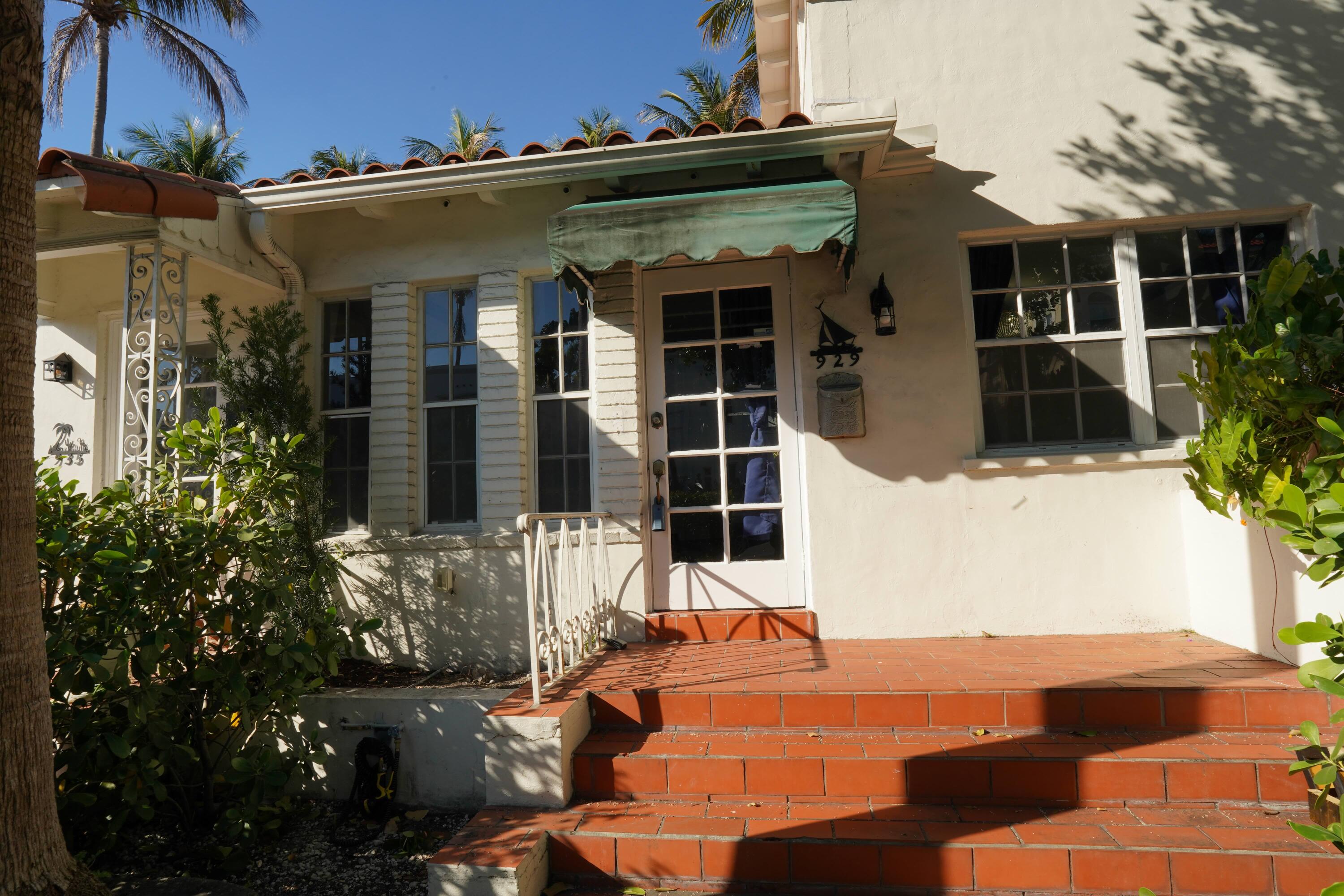 1605 Michigan #929 Miami Beach, FL 33139