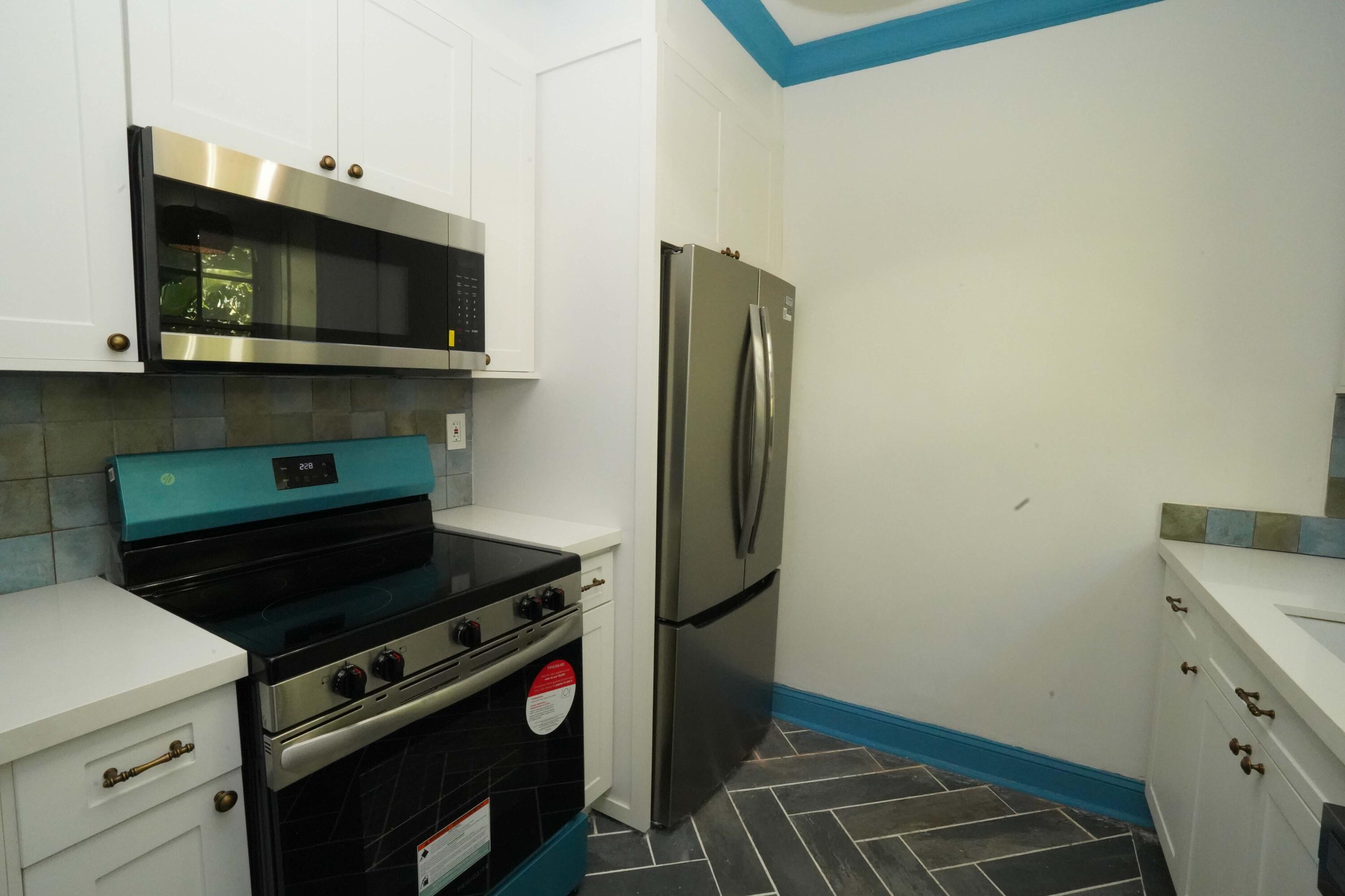 1605 Michigan #929 Miami Beach, FL 33139