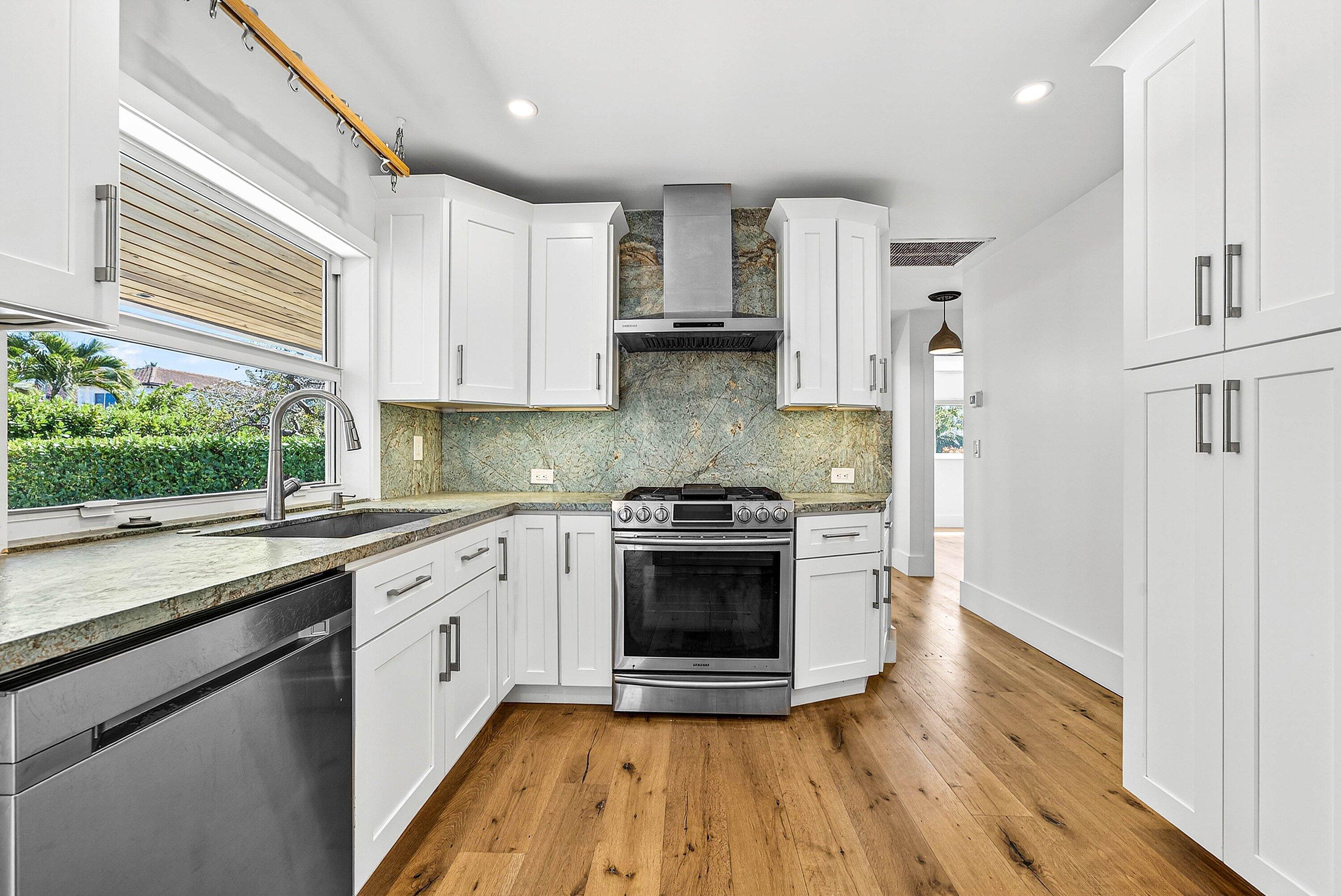 784 Dover Boca Raton, FL 33487